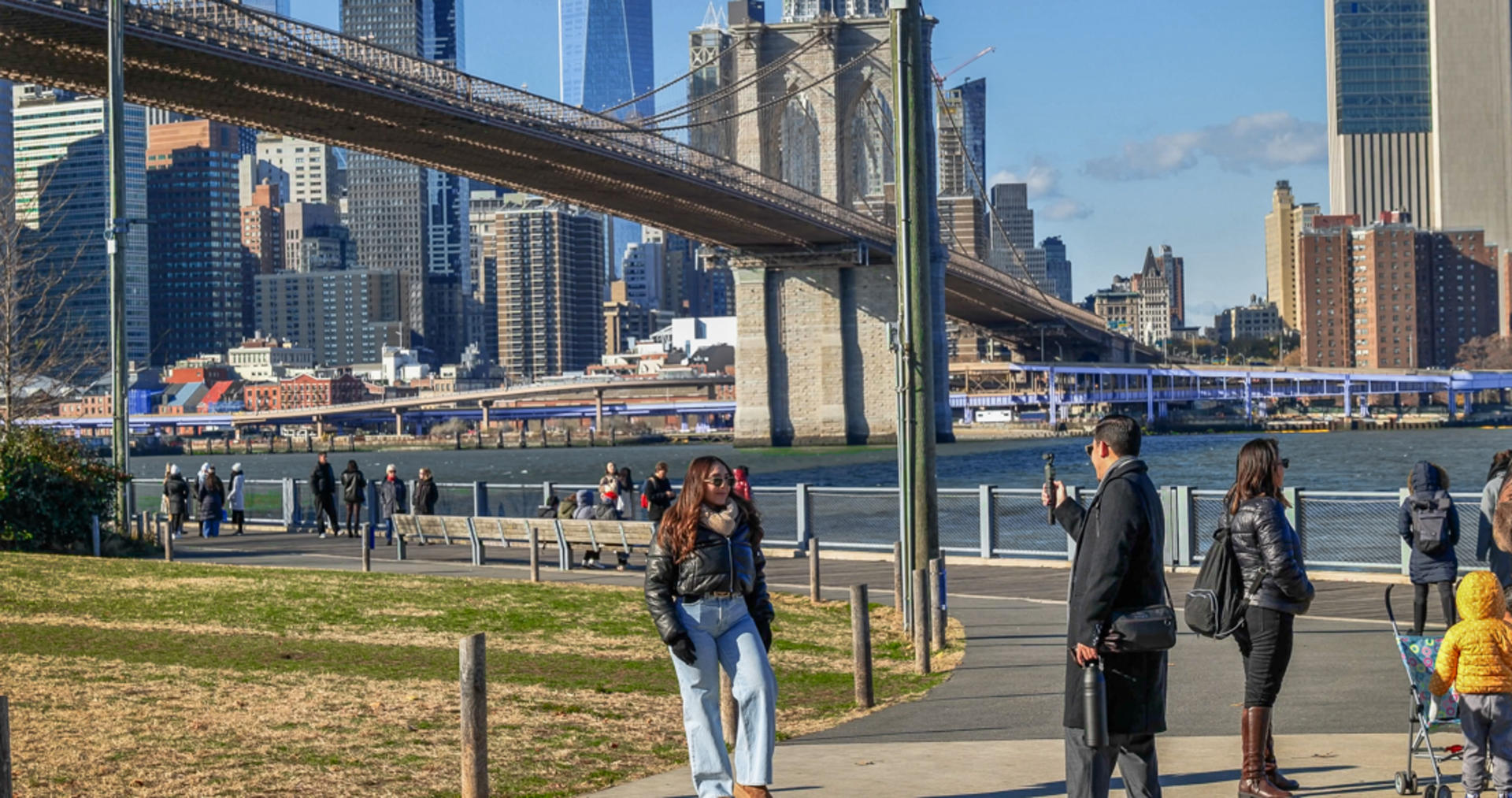 Contrast of NYC: Bronx, Brooklyn, Harlem, Queens & Coney Island - Thumbnail 9