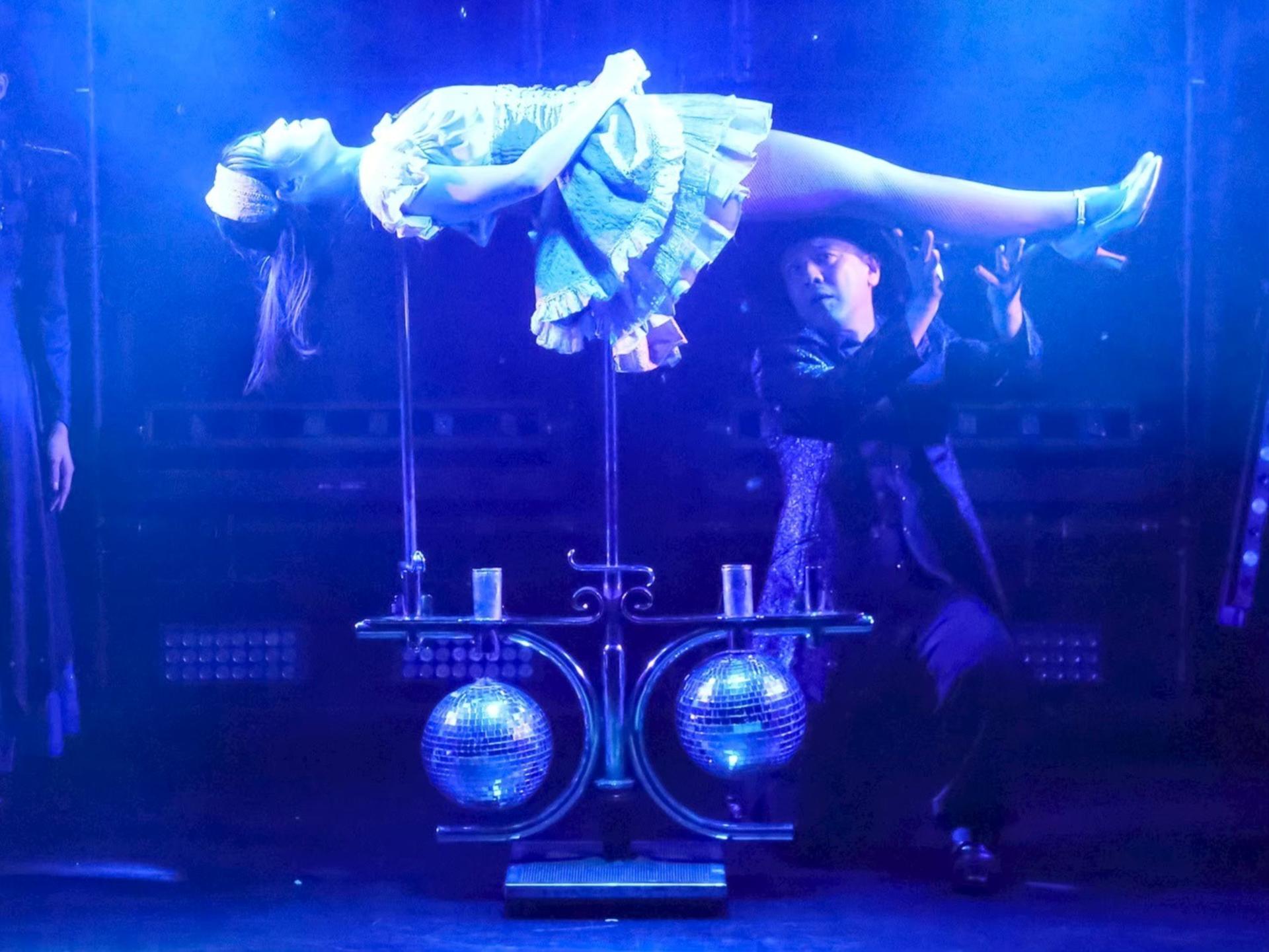 Tokyo: Illusion Magic & Dance Show Experience with Drink - Image 1