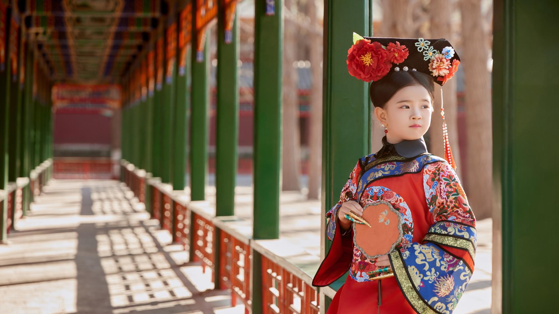 Beijing Qing Dynasty Princess Costume Hanfu Rental & Photography Experience - Thumbnail 3