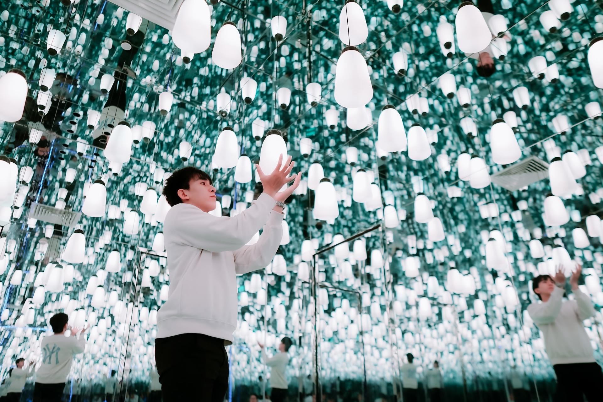 Flyover Starry Sky Art Experience Ticket in Ho Chi Minh City - Thumbnail 3