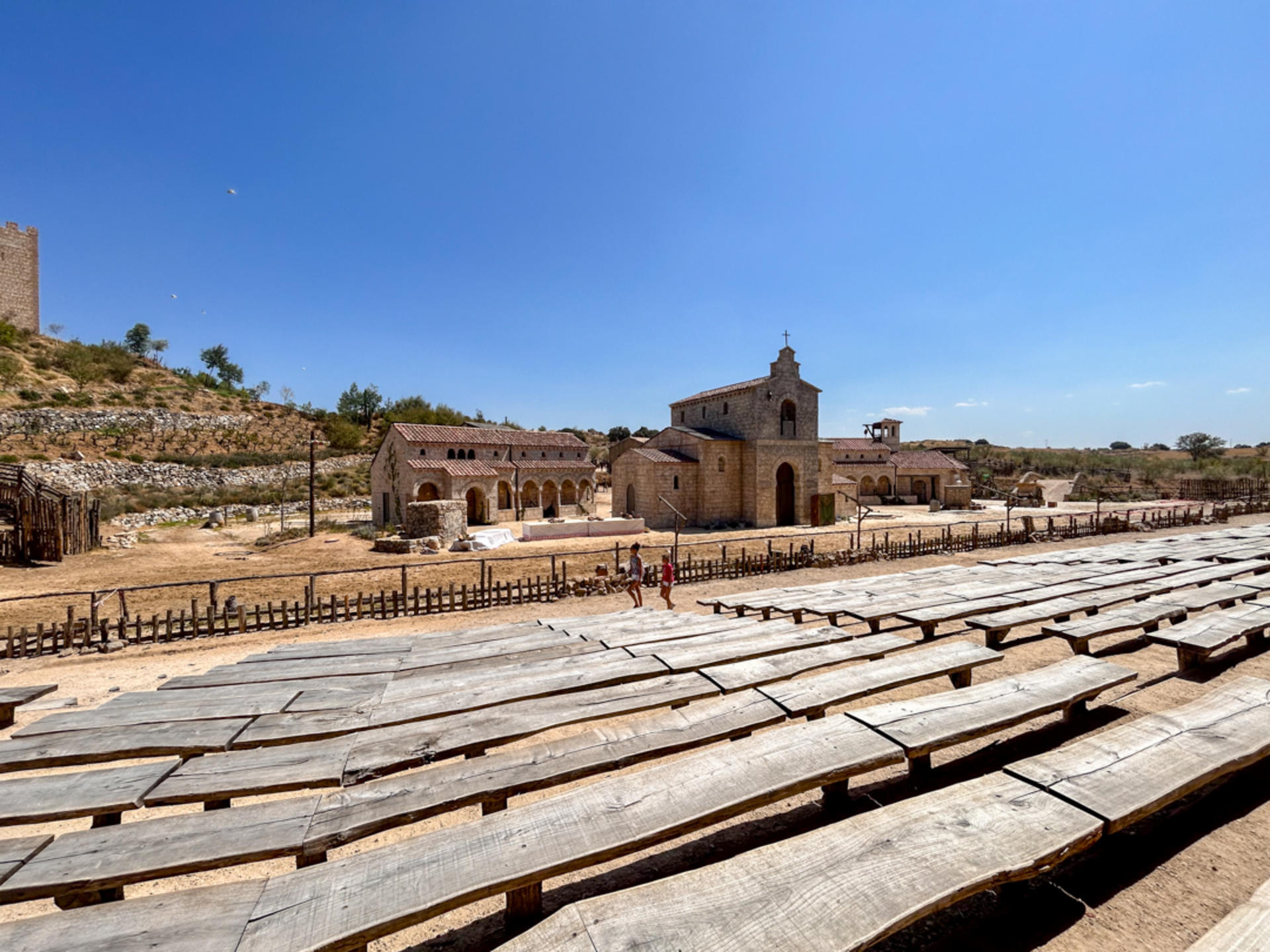 From Madrid: Transfer and tickets to Puy du Fou with Toledo's Dream - Thumbnail 6