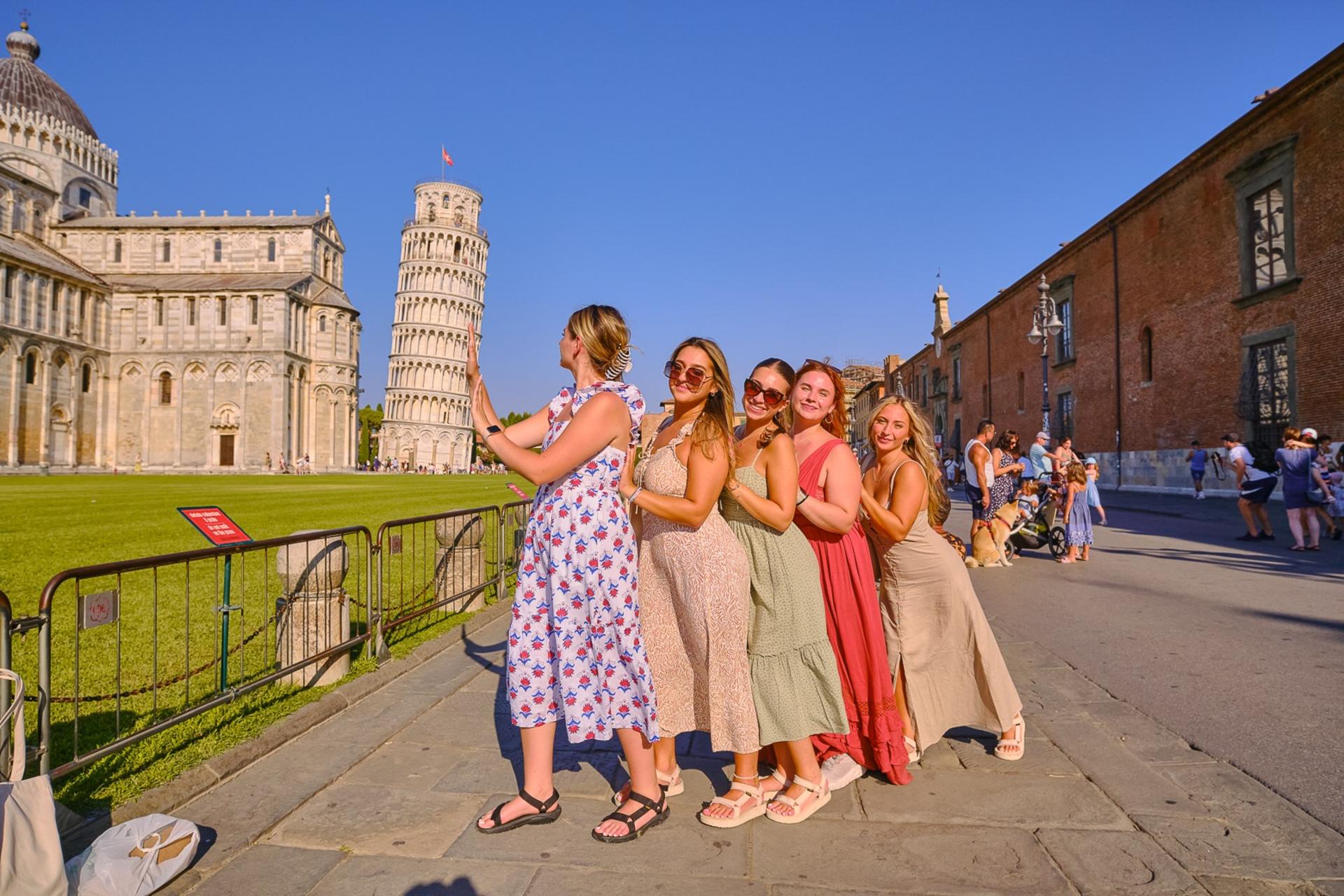 Pisa, Siena and San Gimignano Day Tour from Florence - Thumbnail 15