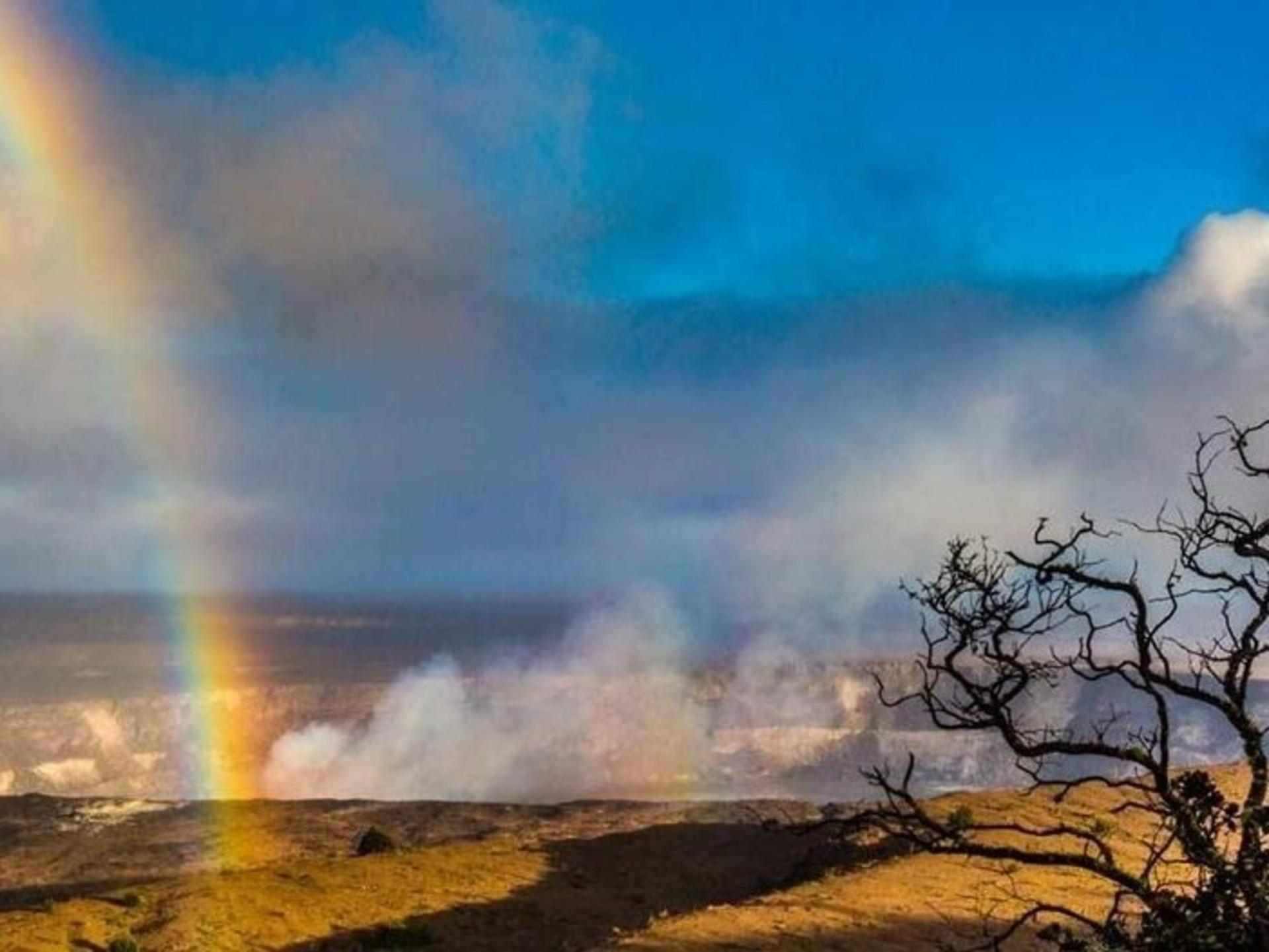 Adventure Hilo & Hawai‘i Volcanoes National Park - Thumbnail 3