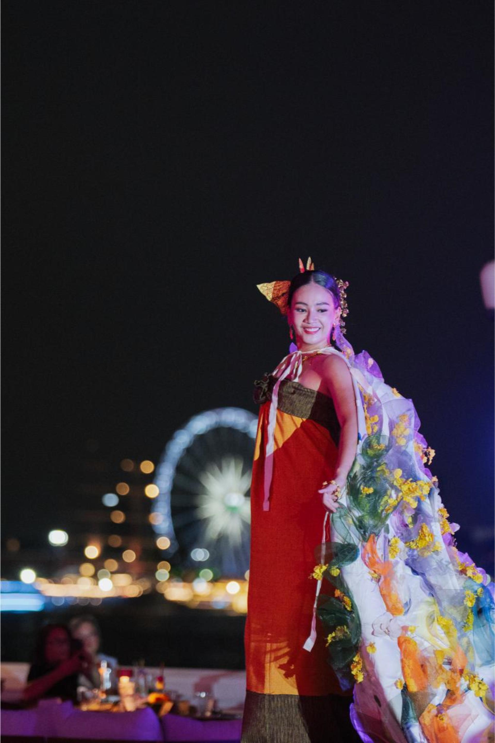 Theatrical Dining at Sala Lakorn, Anantara Riverside Bangkok - Thumbnail 33