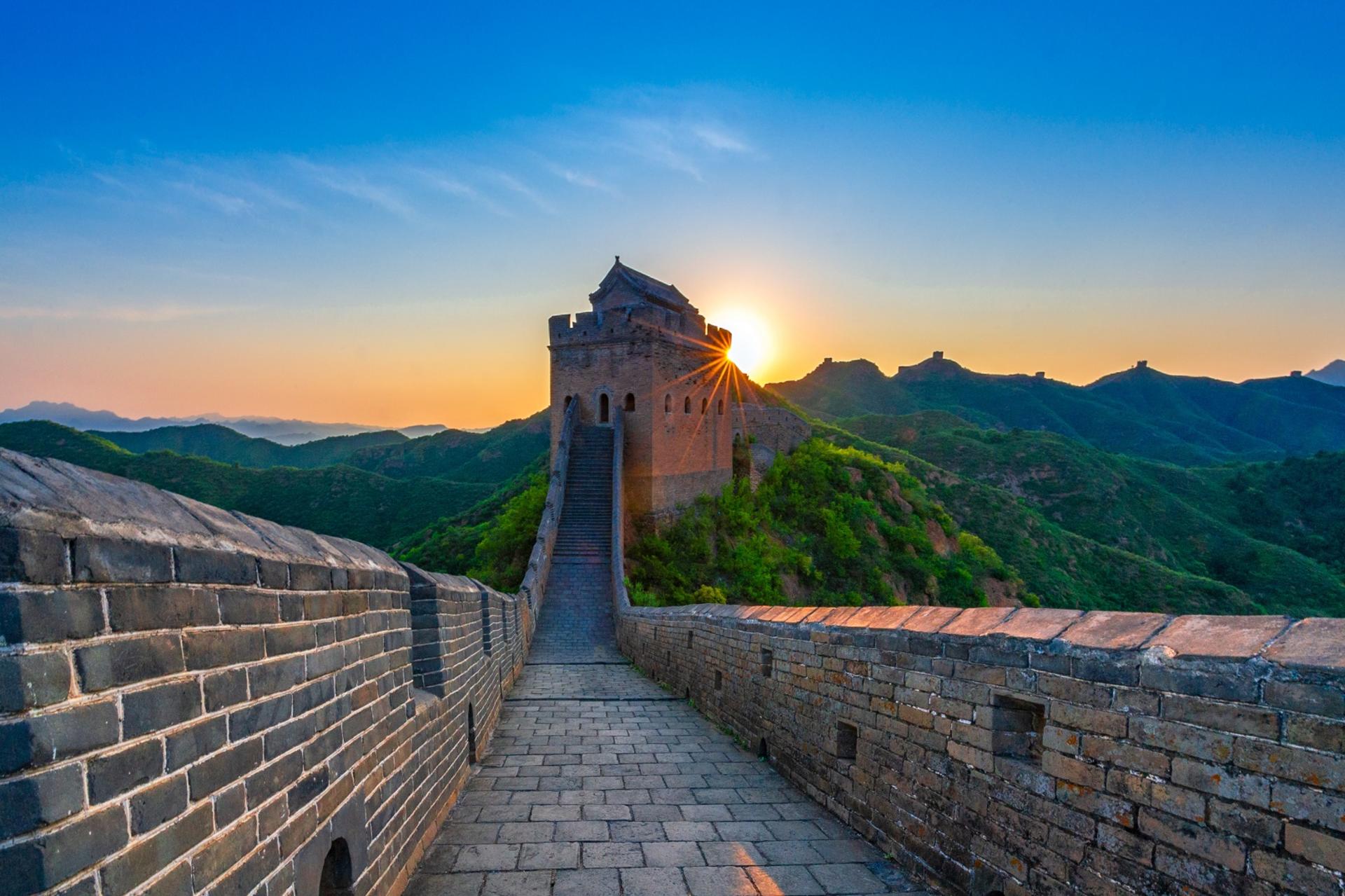 Beijing Badaling Great Wall + Ming Tombs Dingling Pure Play Day Tour - Thumbnail 4