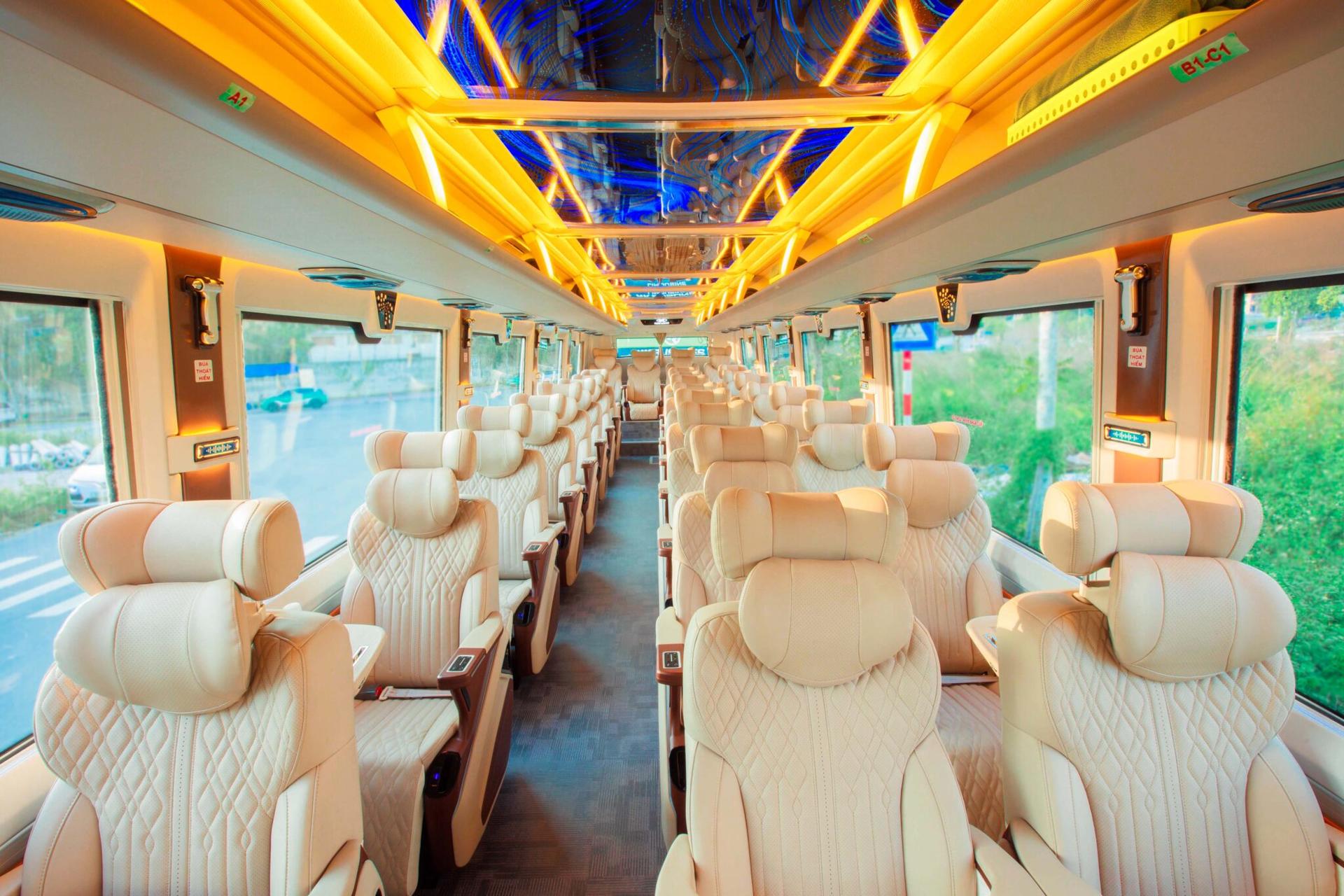 Hanoi - Sapa Bus by HK Buslines - Thumbnail 15
