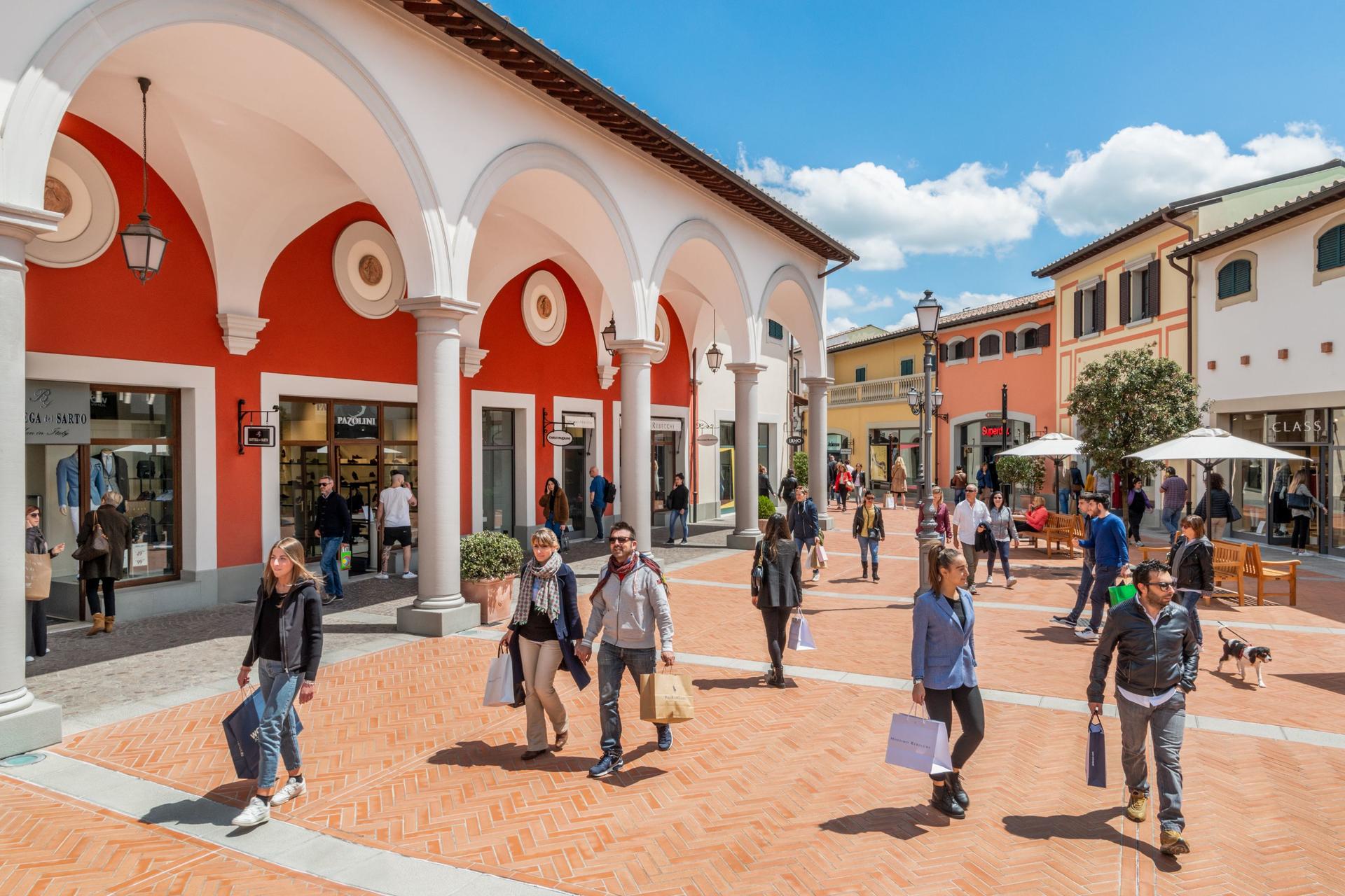 Shuttle Bus to Barberino Designer Outlet from Florence - Image 1