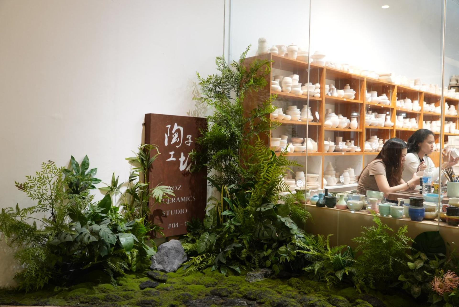 Ceramic and Pottery Workshop in Orchard Gateway - Thumbnail 16