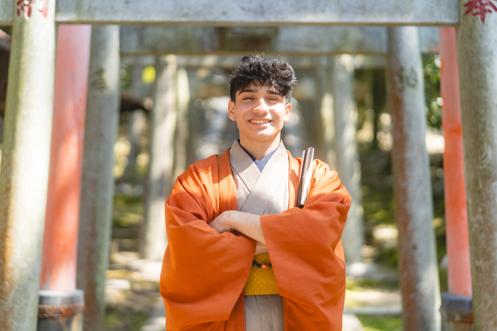 Kyoto Aiwafuku Fushimi Inari Store: Explore the Senbon Torii, Kimono Rental + Japanese-style Hair Set with Makeup and Photo Shoot available as optional extras (Aiwafuku Fushimi Inari Store) - Thumbnail 5