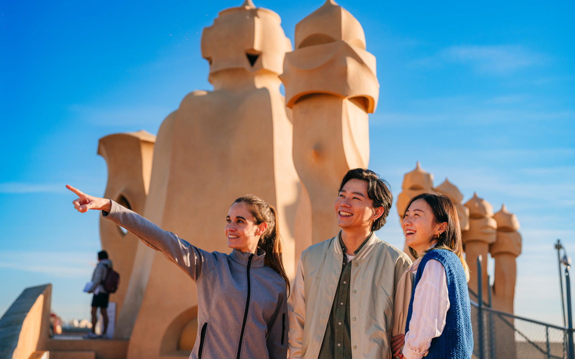 Barcelona: Casa Mila (La Pedrera) Sunrise Tour - Image 1