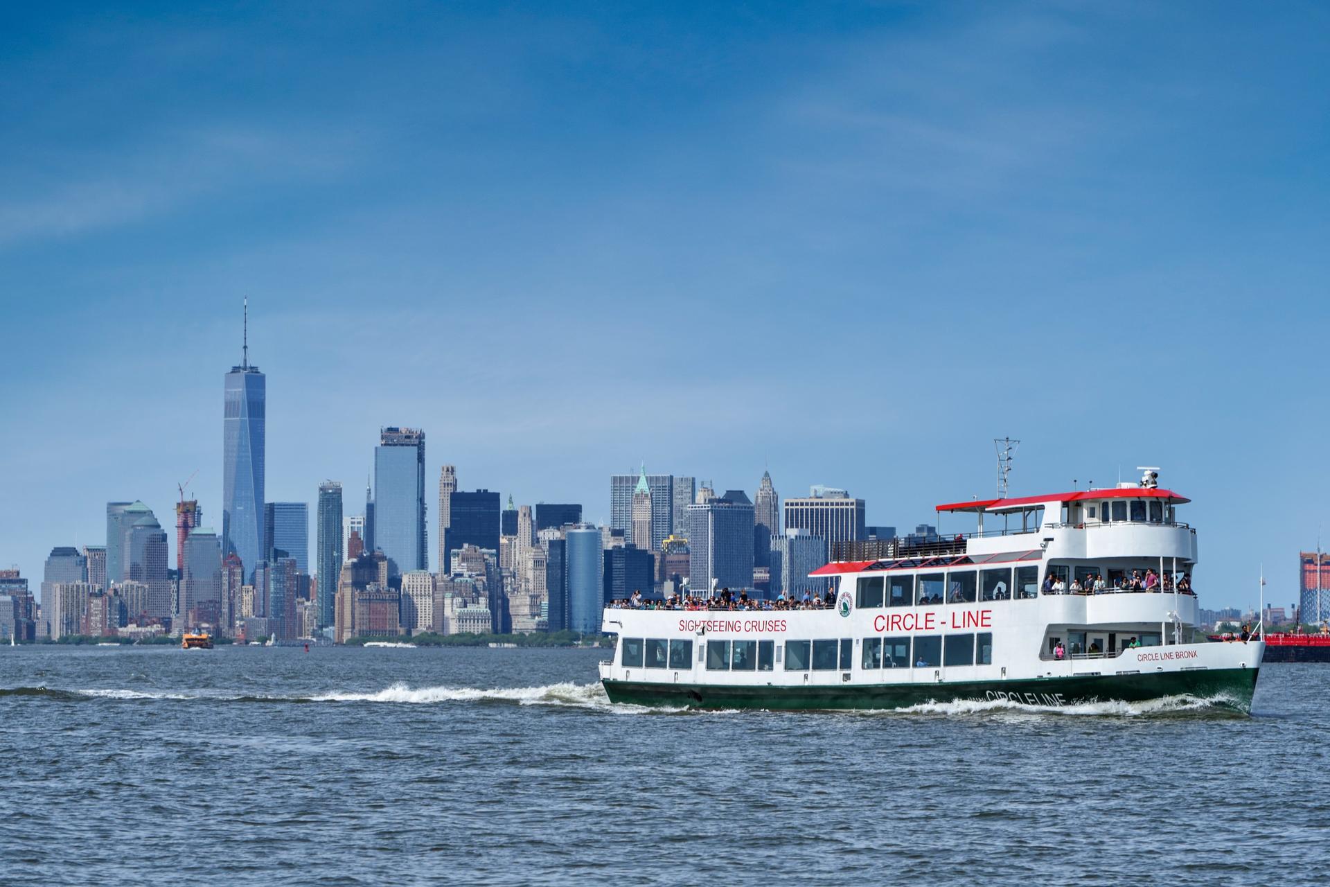 Liberty Midtown Standard Tour in New York - Thumbnail 3