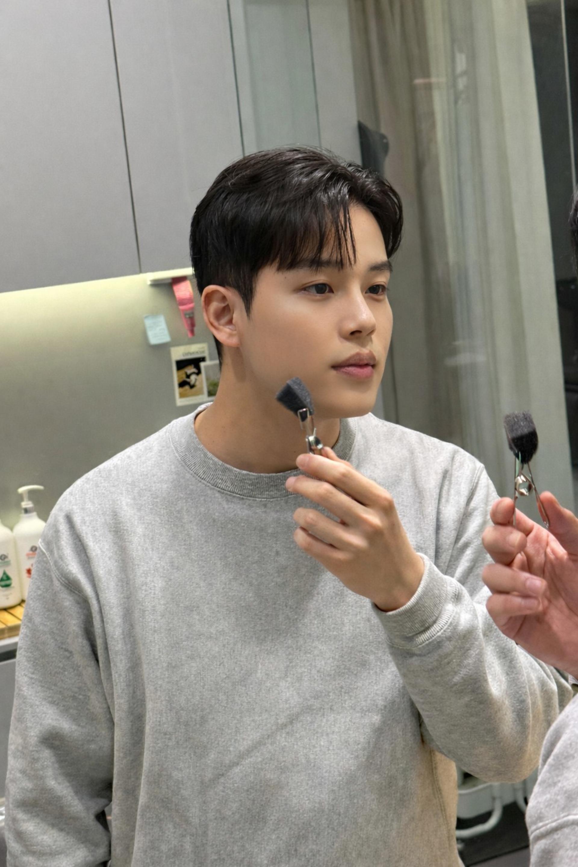 Seoul Hongdae K-Beauty Hair Cut,Styling,Color,Treatment & Down Perm - Thumbnail 3