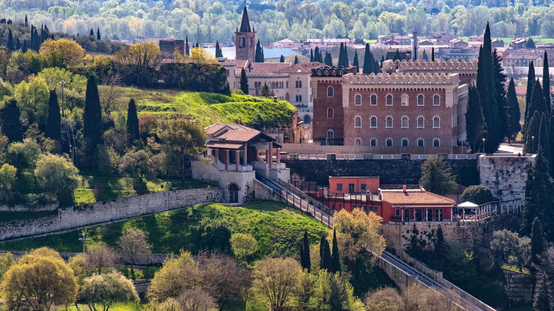 Verona Card - Thumbnail 5