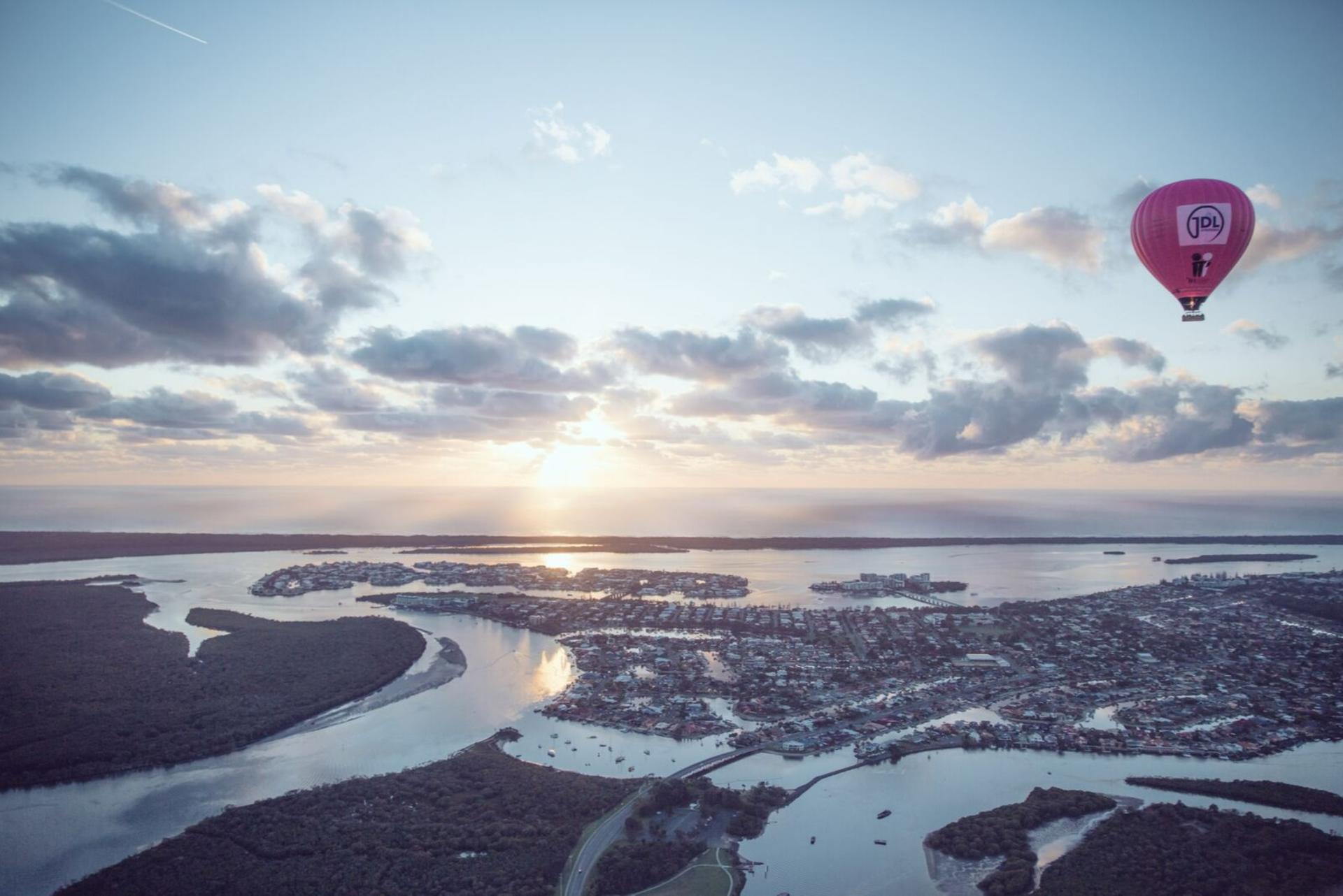 Gold Coast Hot Air Balloon Experience - Thumbnail 14