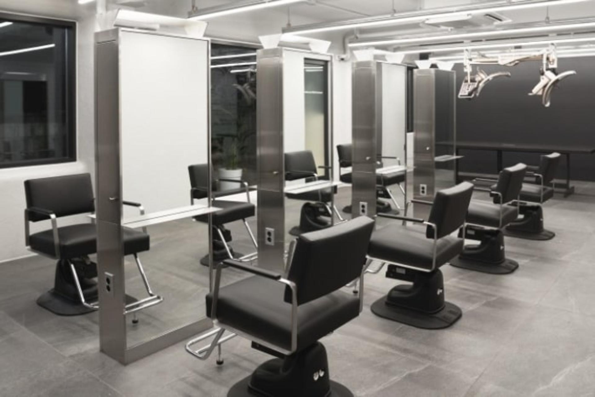Seoul NaNalog Personal Hair Consulting K-Hairstyle Hongdae Branch - Thumbnail 3