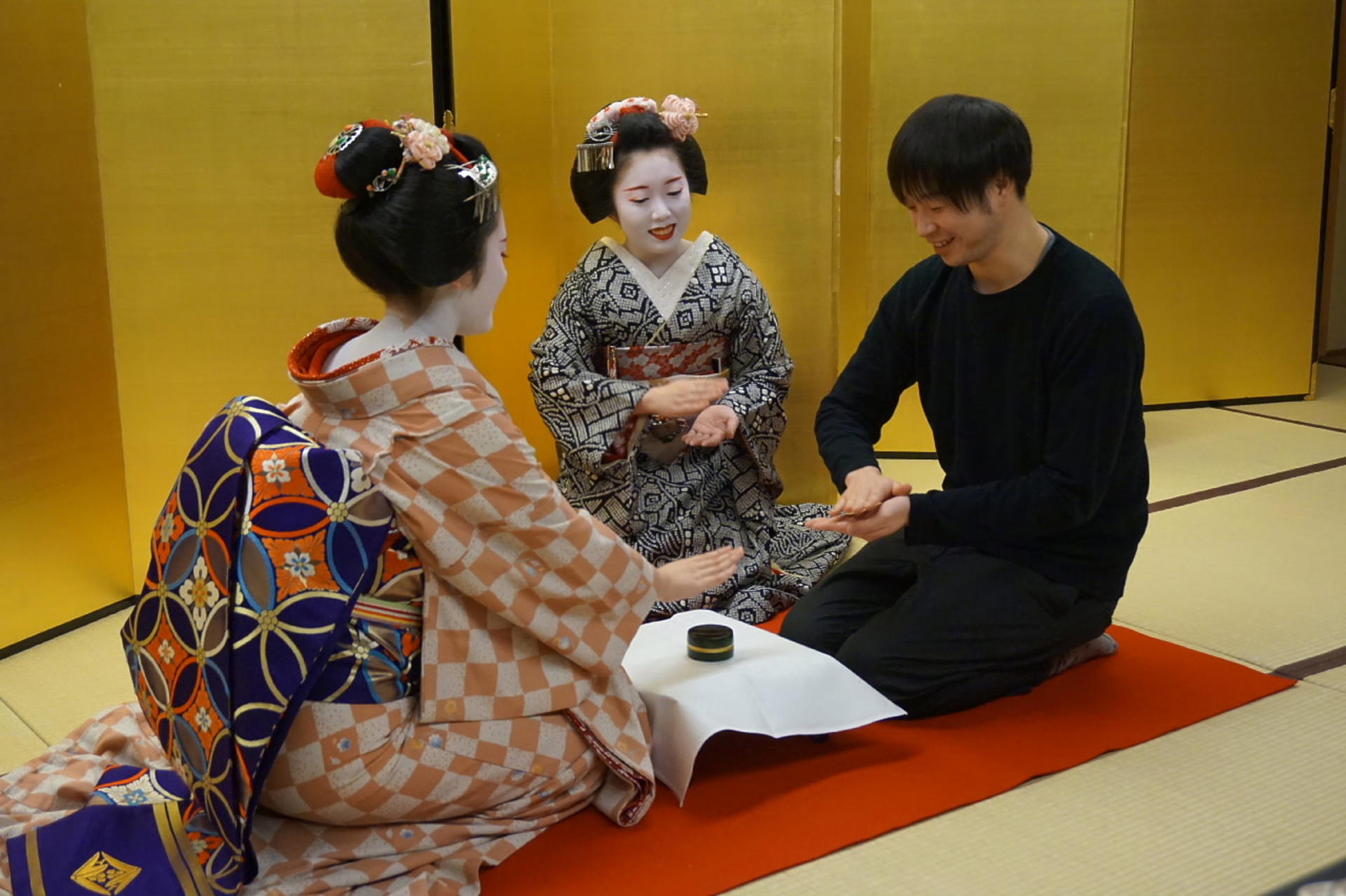 【Kyoto Concierge】 A Banquet of Dance, Entertainment, and Fine Cuisin - Image 1