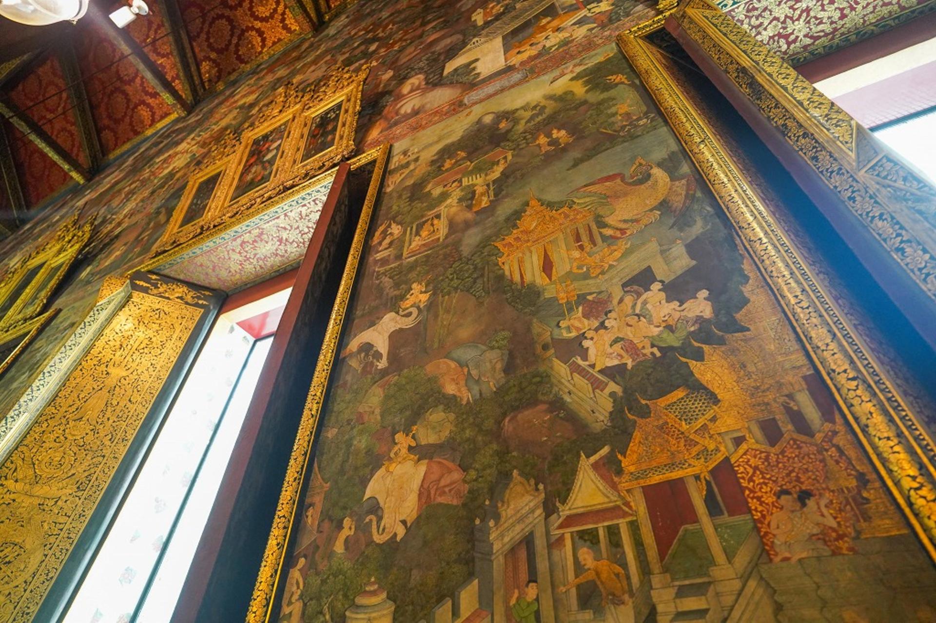 Wat Pho, Wat Arun & Flower Market Guided Walking Tour in Bangkok - Thumbnail 29