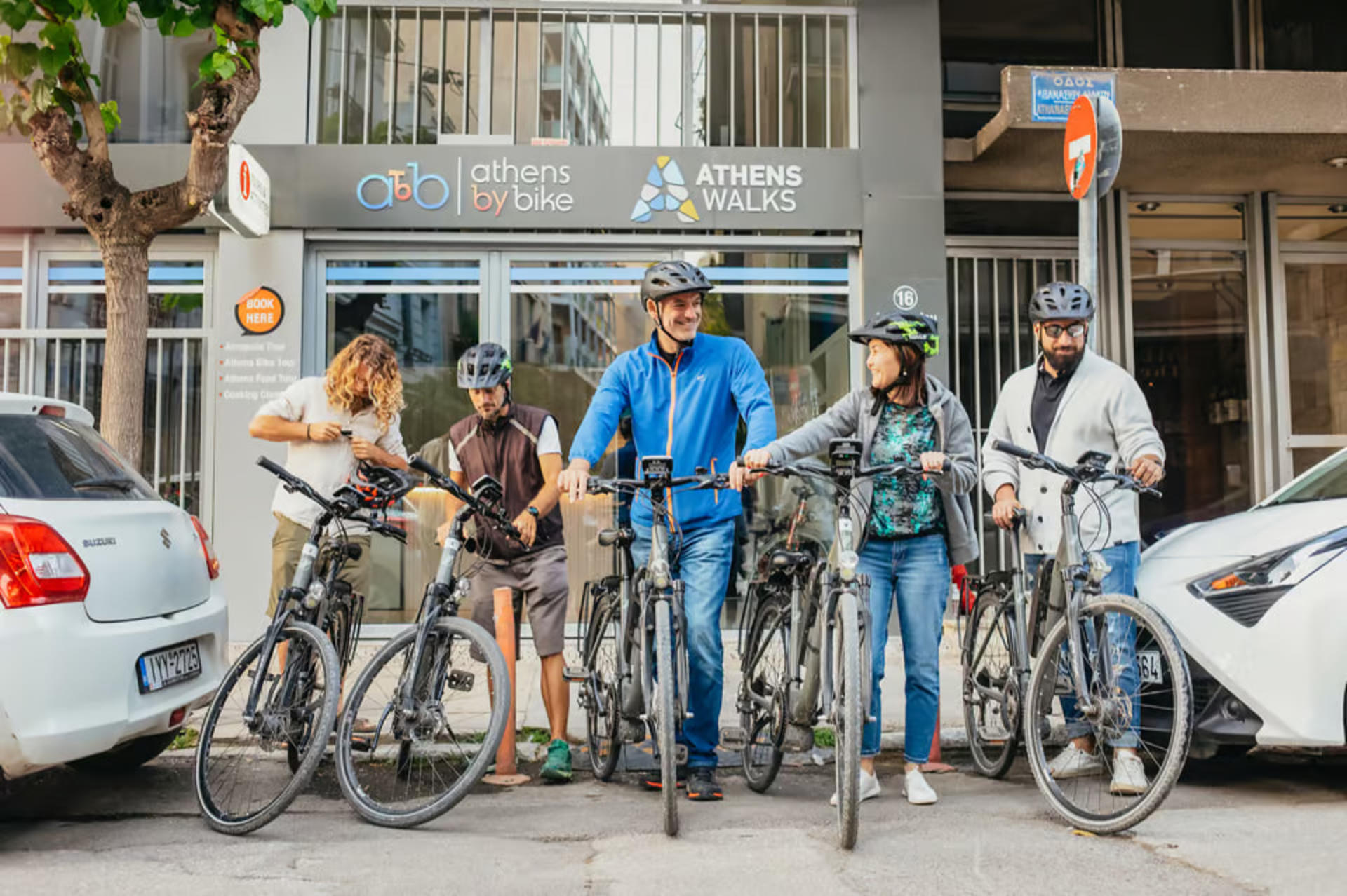 Athens by bike Half-day City Highlights & Cultural Tour - Thumbnail 3