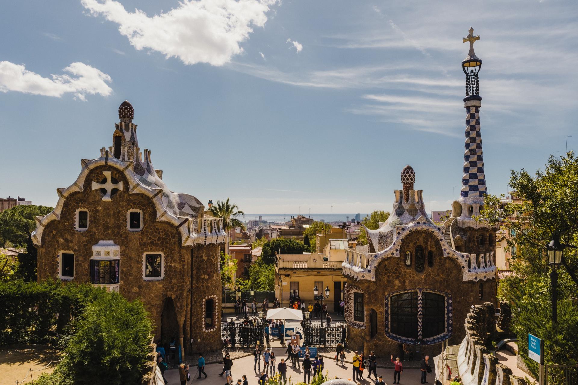 Gaudi Houses, Sagrada Familia and Park Guell Tour - Thumbnail 8