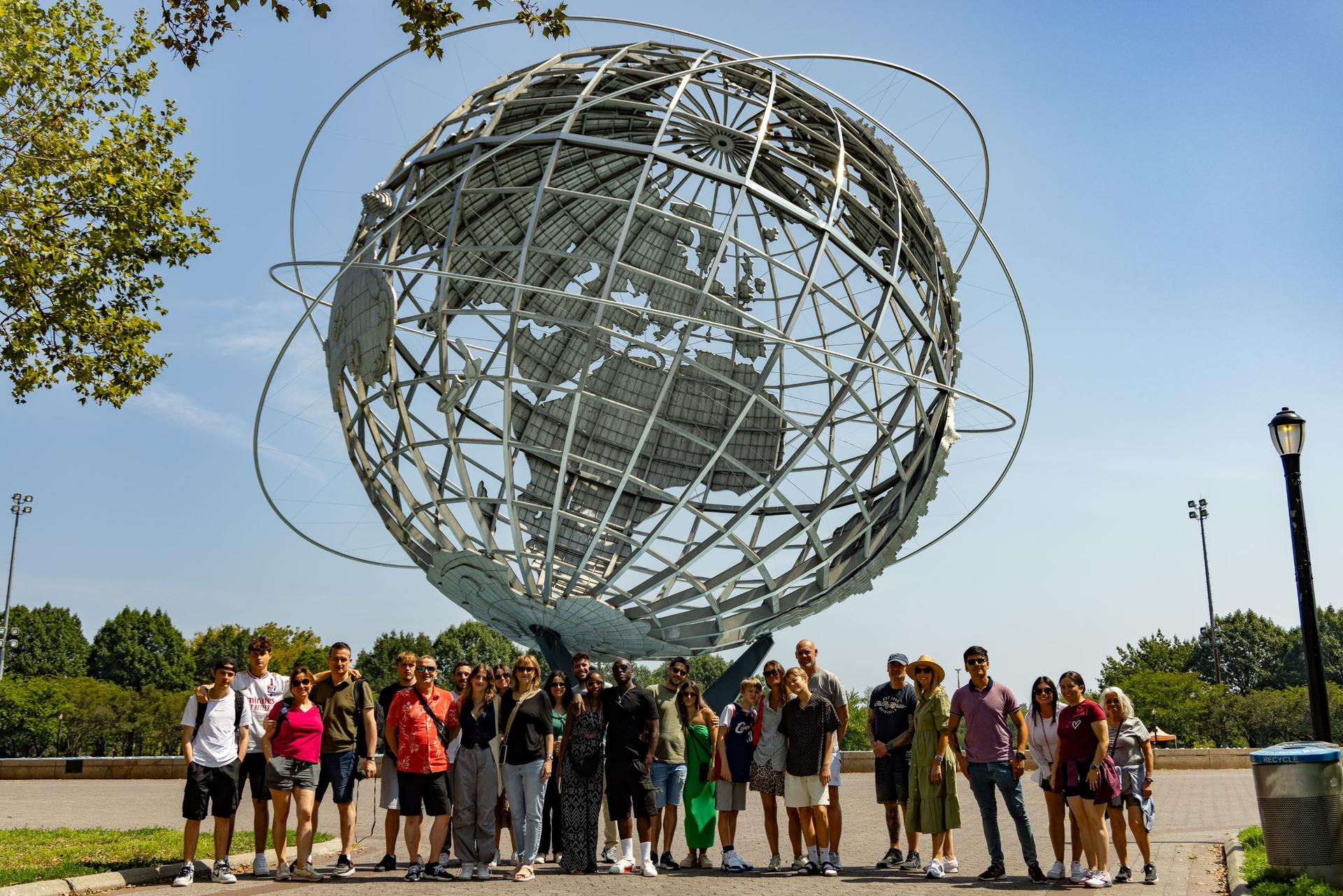 Manhattan, Bronx, Queens & Brooklyn Tour in New York City