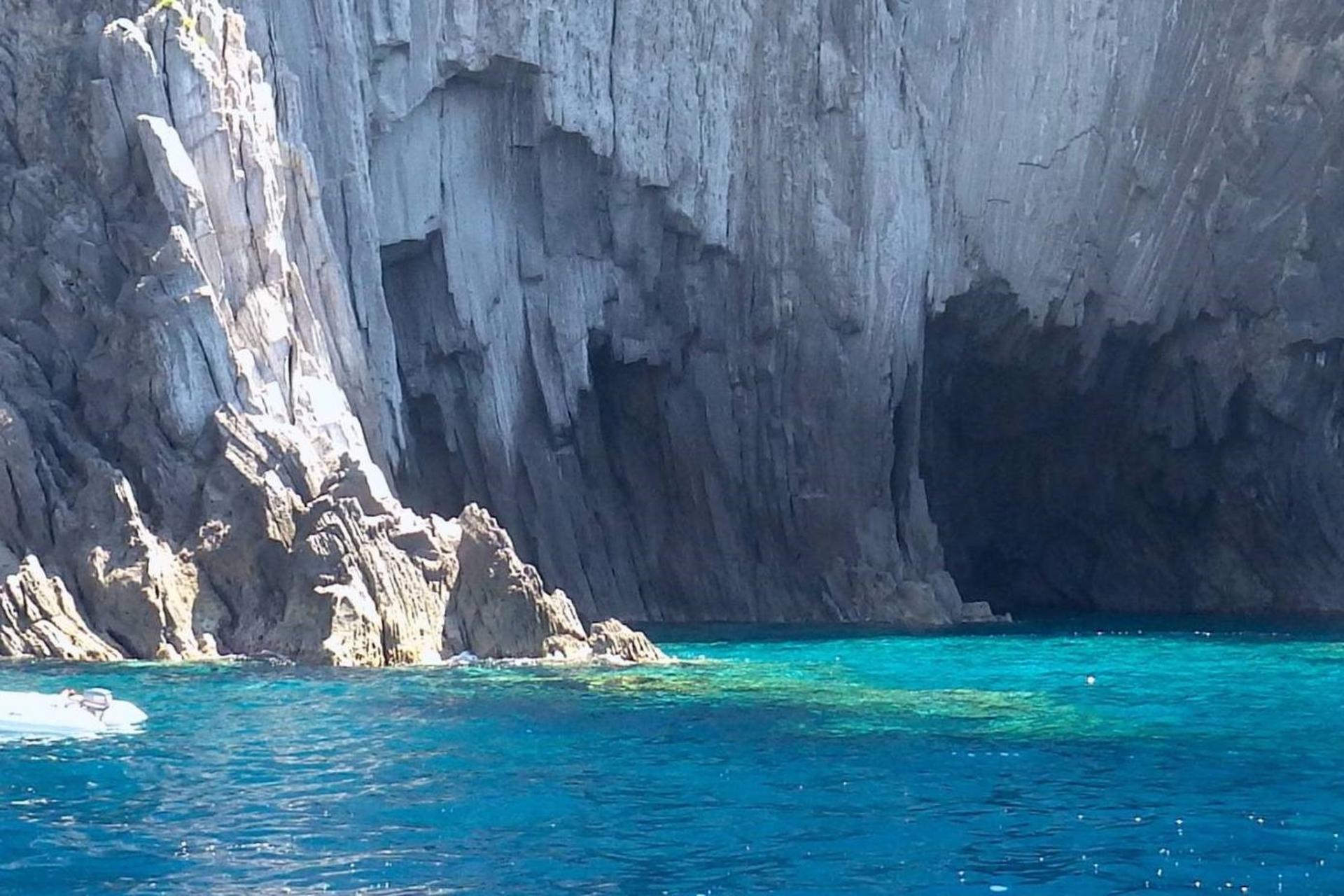 Panarea and Stromboli by night day tour from Lipari - Thumbnail 4