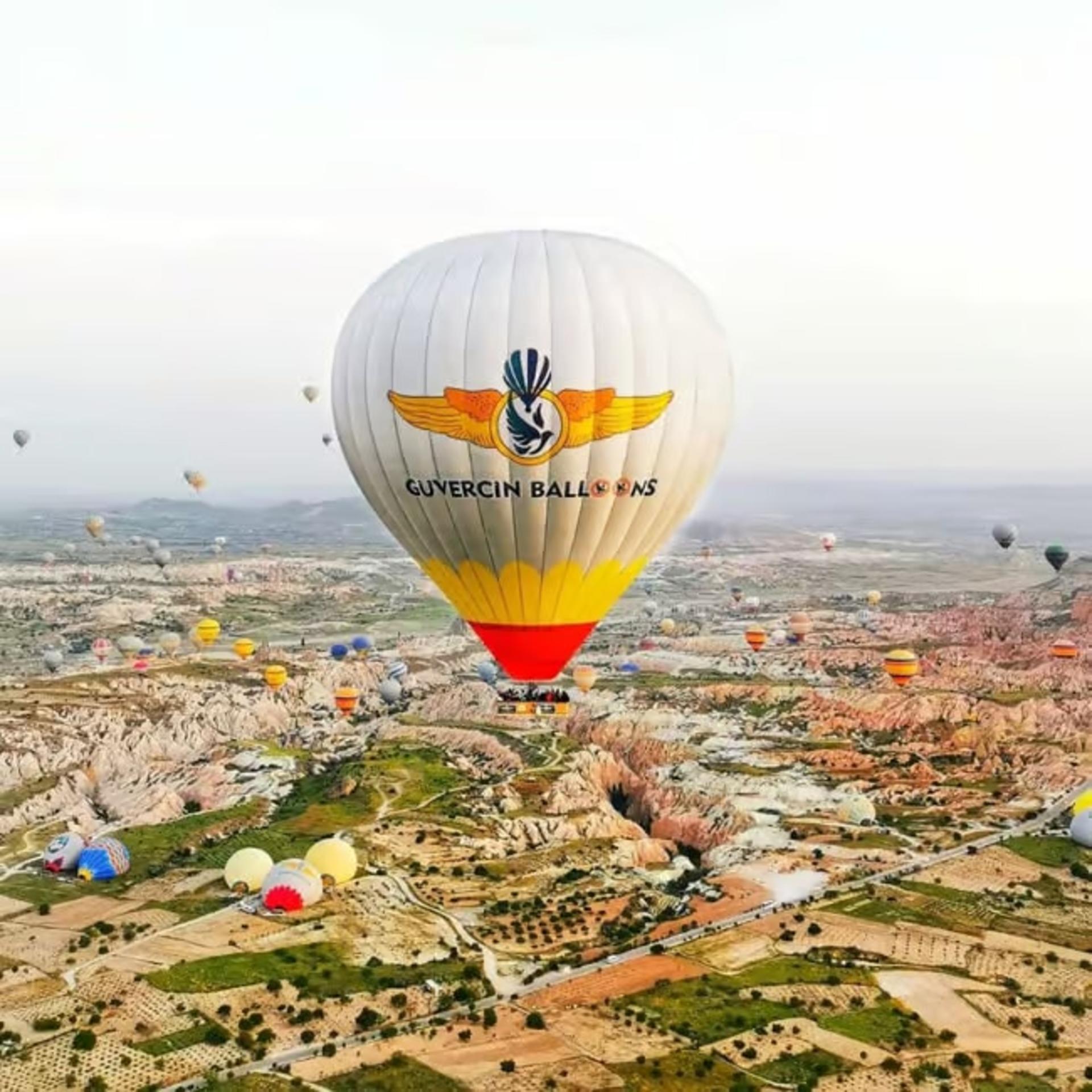 Cappadocia Sunrise Hot Air Balloon Flight over Fairy Chimneys - Thumbnail 8