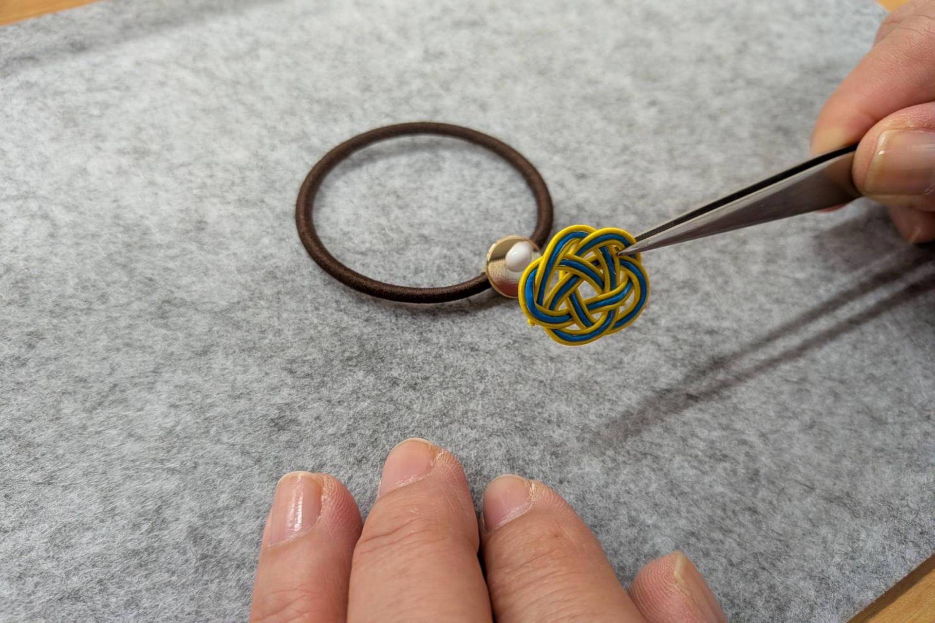 Tokyo: Mizuhiki Knot Tying Experience in Ginza - Thumbnail 5