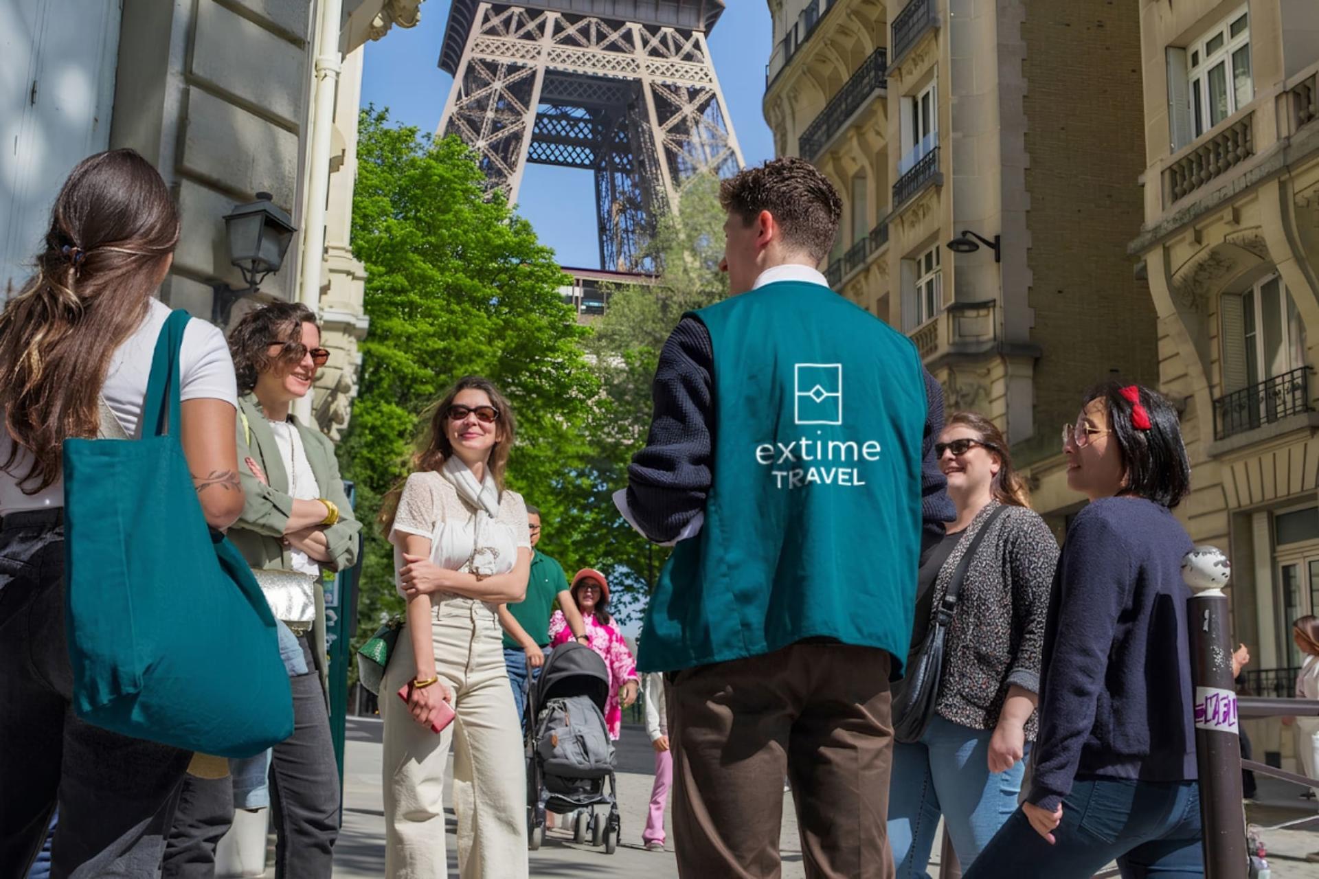 Eiffel Tower Reserved Access with Audio Guide - Thumbnail 4