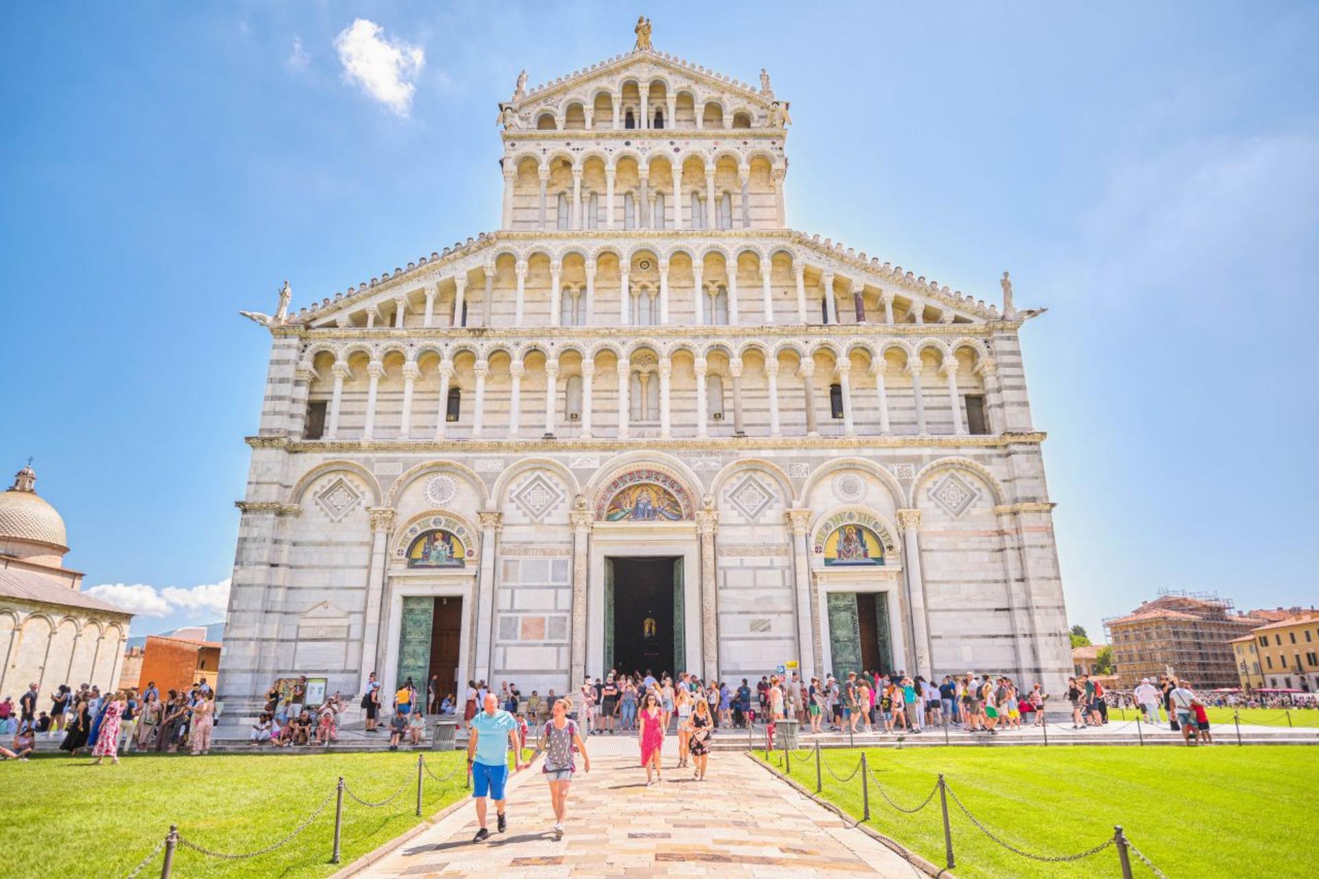 Pisa and Piazza dei Miracoli Tour - Thumbnail 8