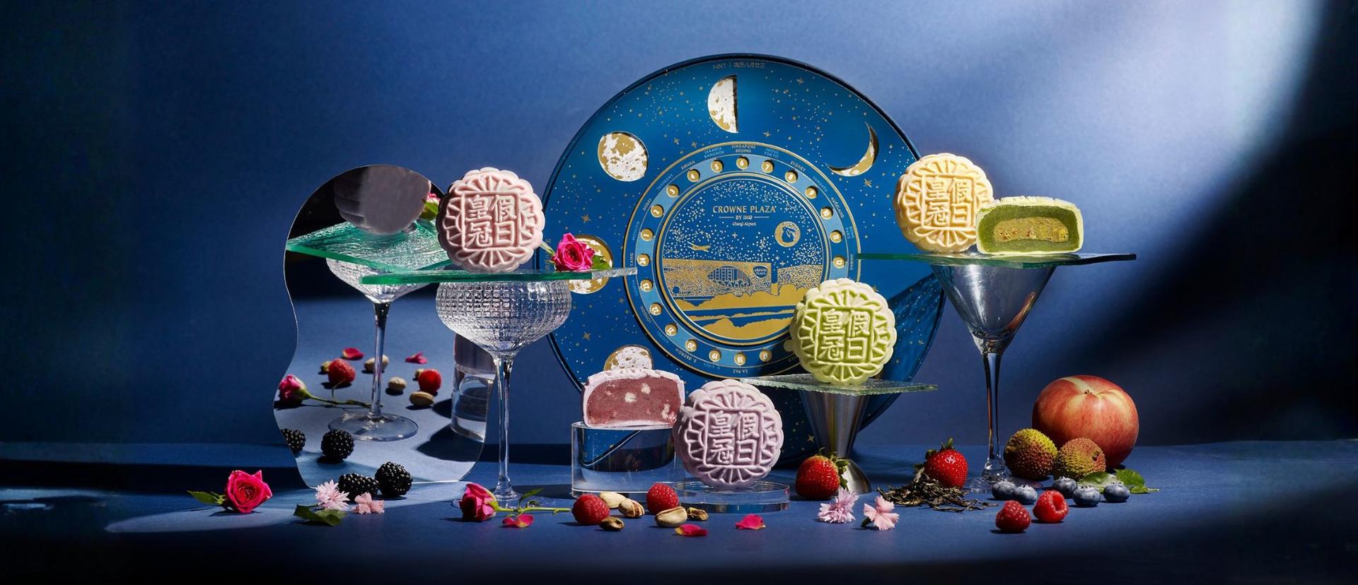 Crowne Plaza Changi Airport Mid-Autumn Mooncakes  - Thumbnail 3