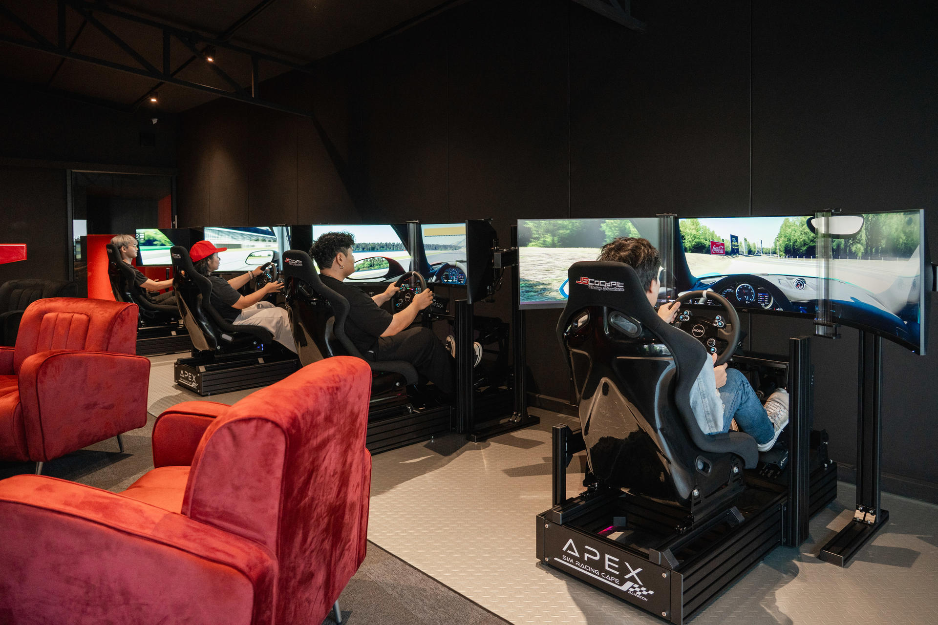 Apex Sim Racing Experience in Bangkok - Image 1