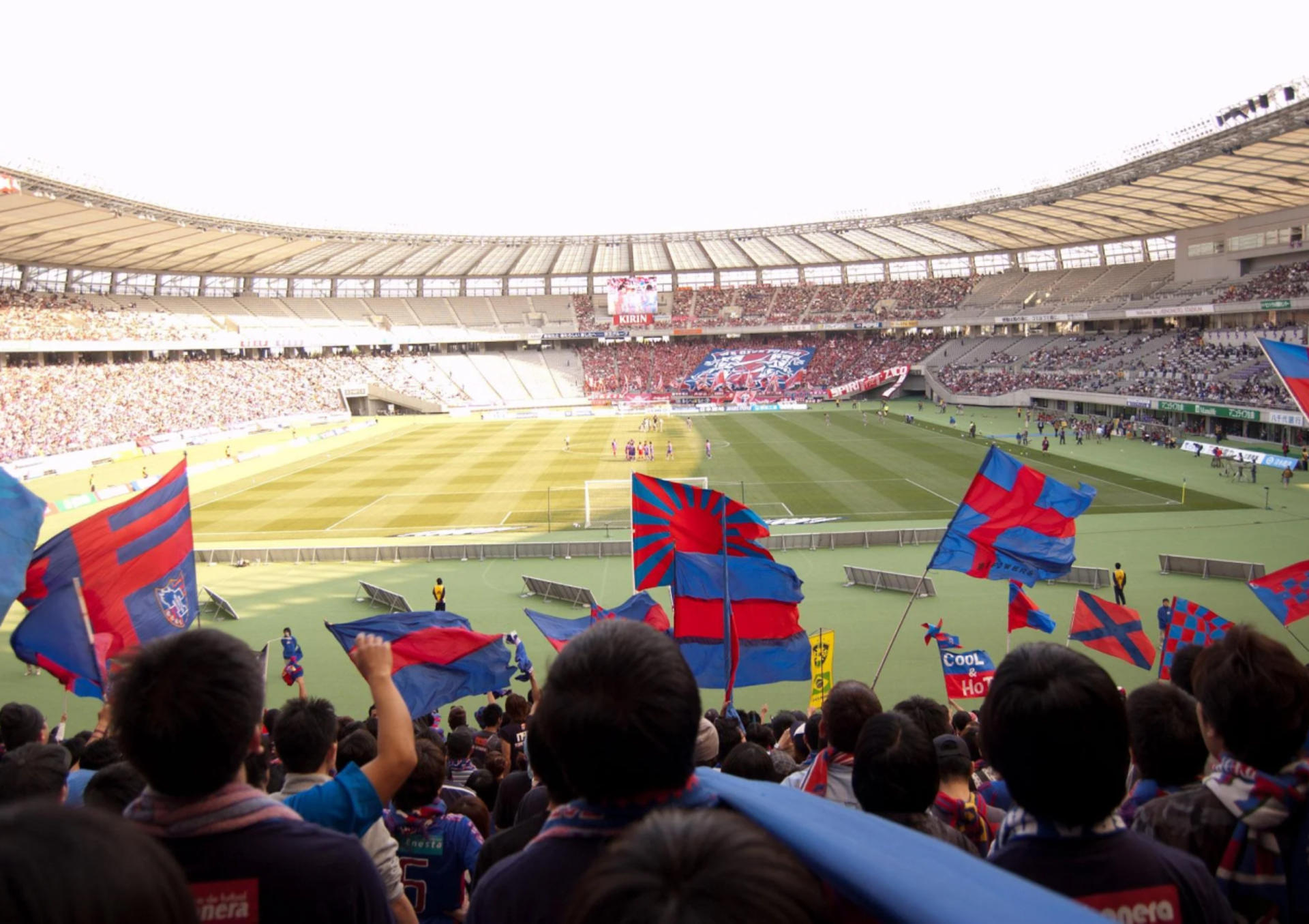 Tokyo: Soccer/Football Match with a Local Fan (with TICKET) - Thumbnail 6