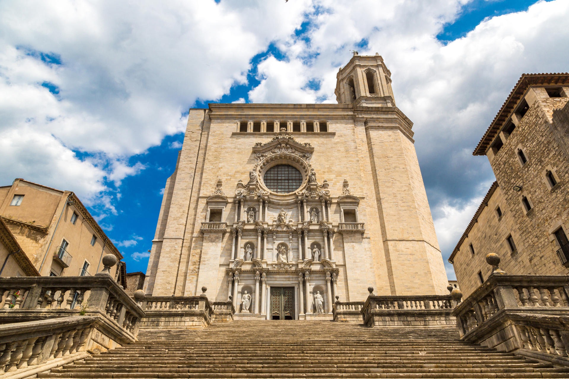 Girona, Figueres, and Dali Museum Full-Day Tour from Barcelona  - Thumbnail 2