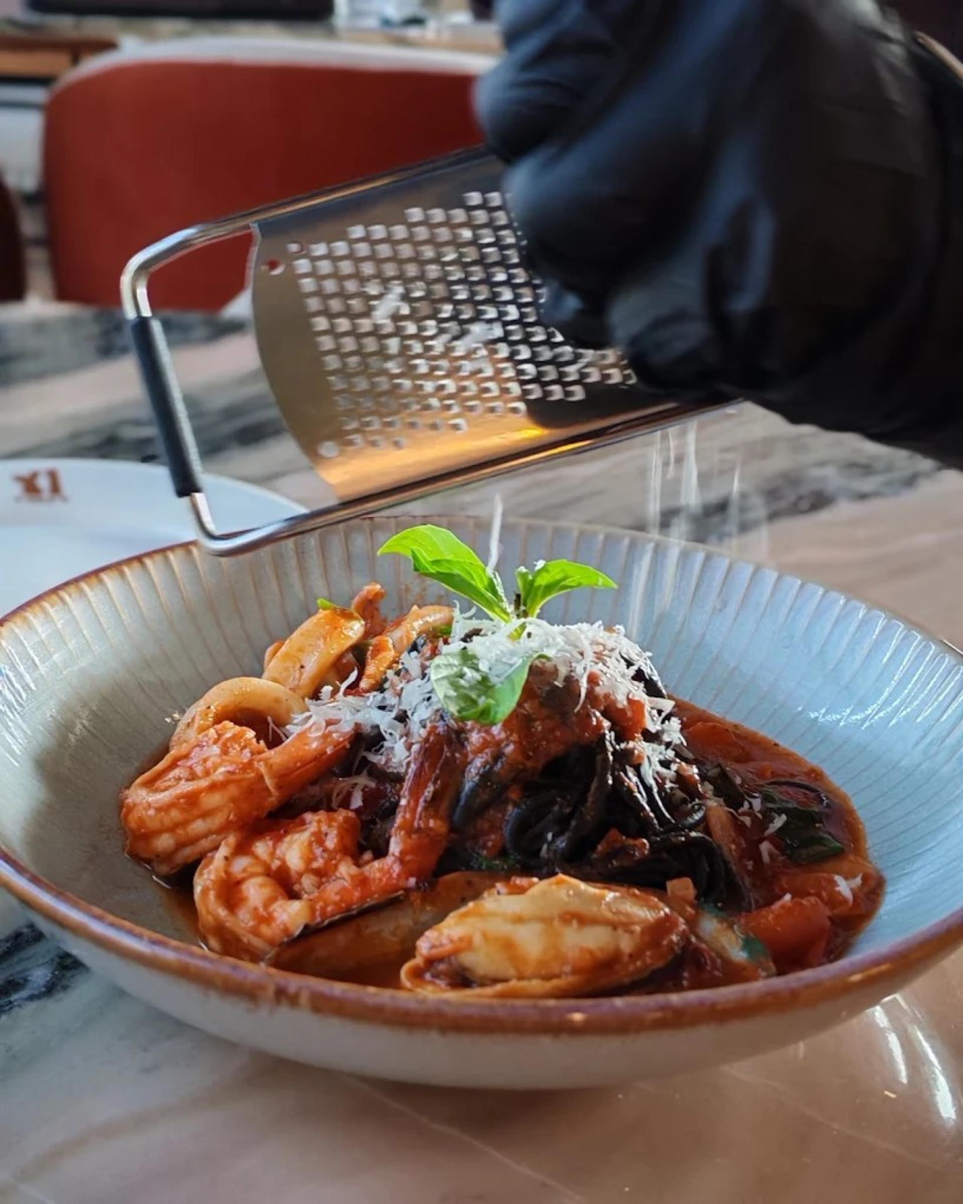 T-Rex's Gastrobar (Charoen Nakhon, Bangkok) - Thumbnail 8