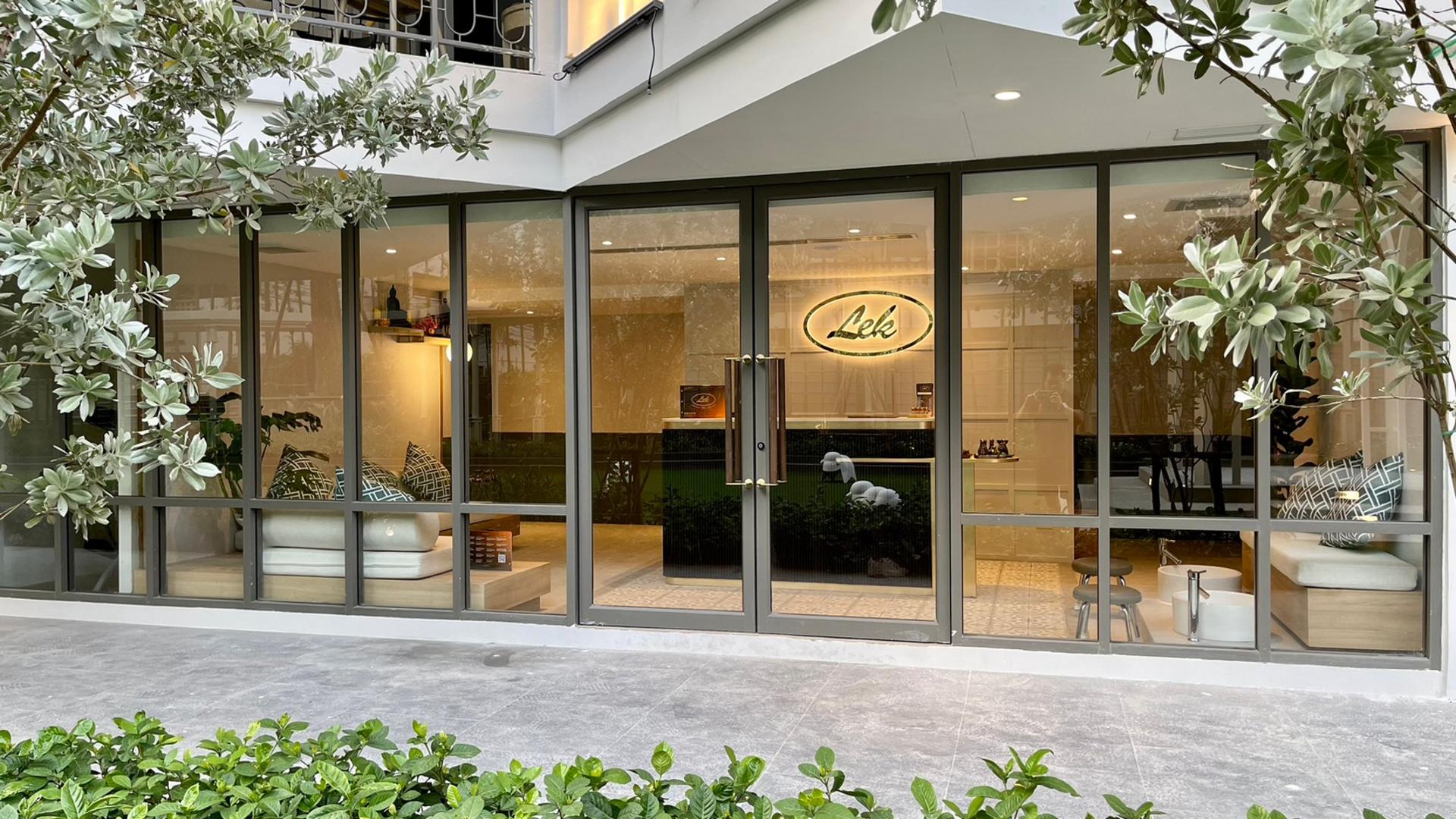 Lek Massage and Spa at The Quarter Chaopraya Hotel Bangkok - Image 1