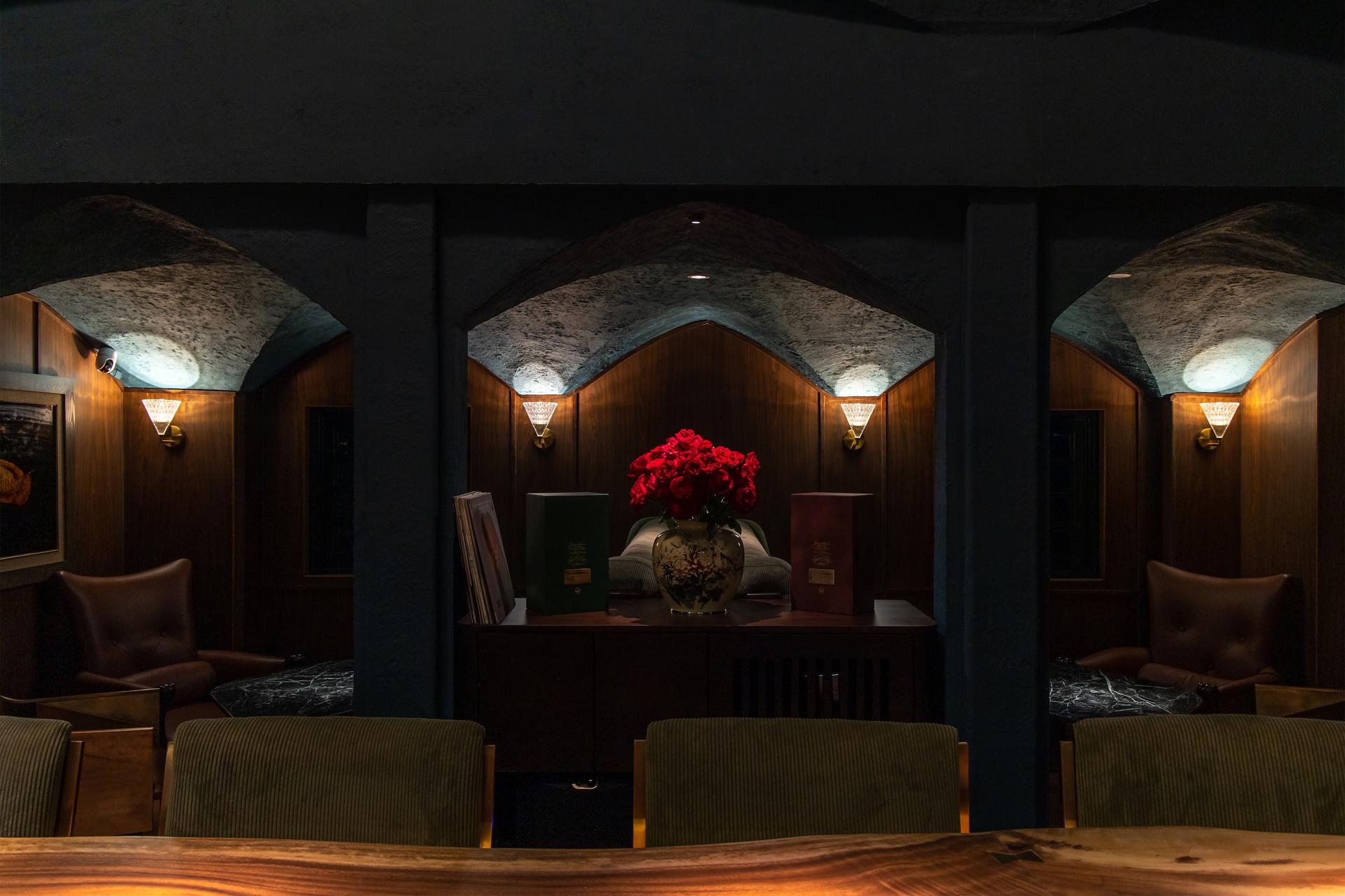 Nightlife Experience At Angels's Share Bar - The Whisky Society - Thumbnail 17