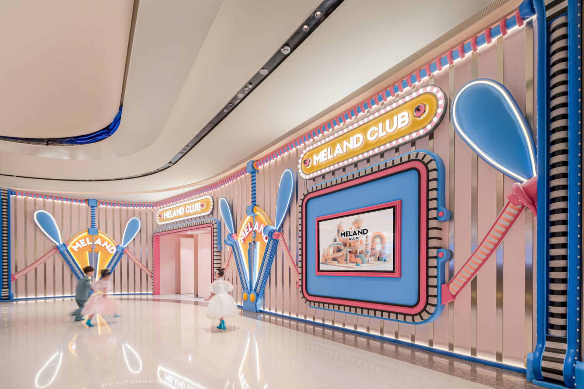 MELAND CLUB Shanghai Zhonghai Huanyu City MAX Store - Thumbnail 10