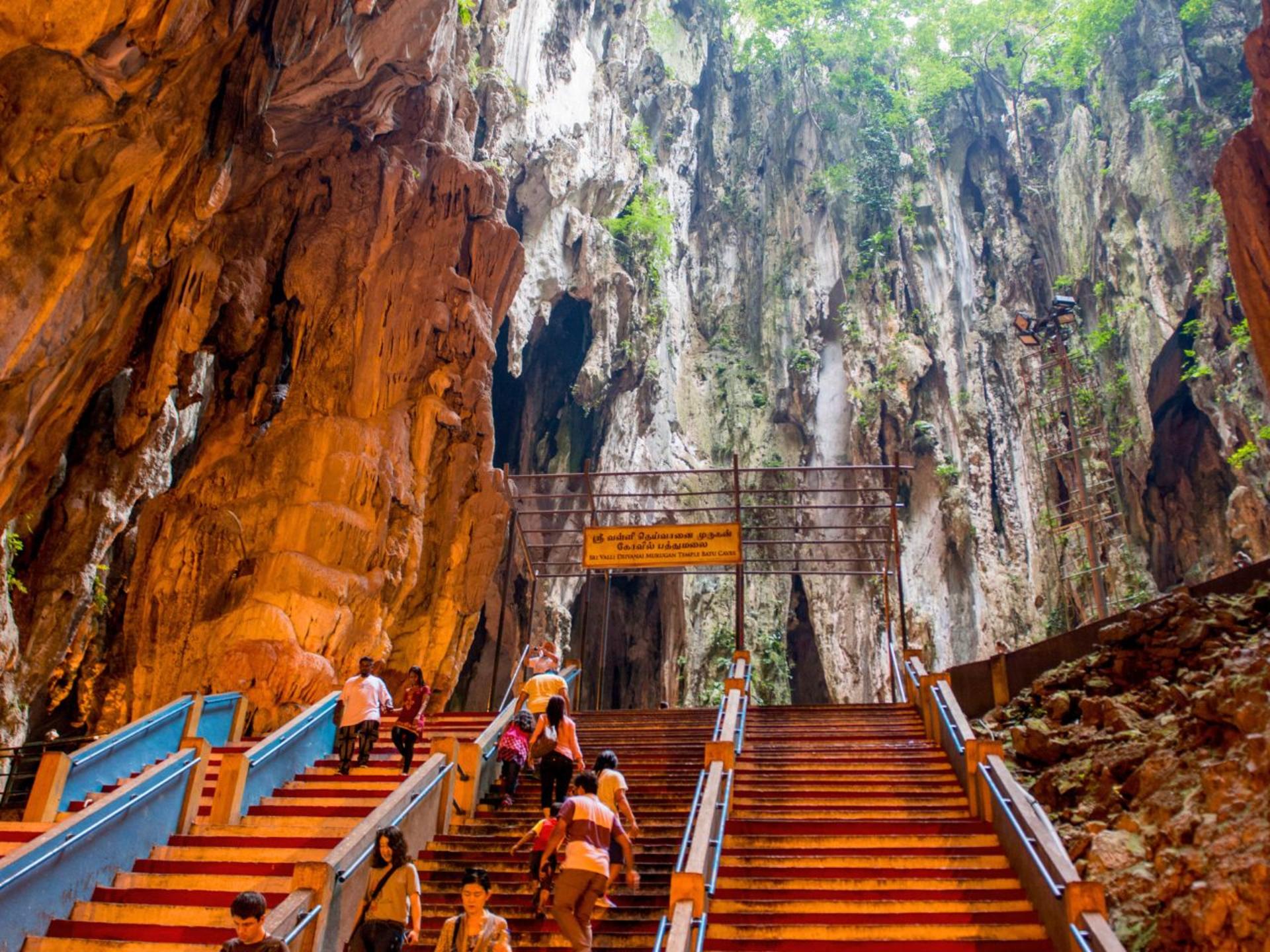 Kuala Lumpur: Guided Batu Caves Tour with Banana Leaf Lunch - Thumbnail 13