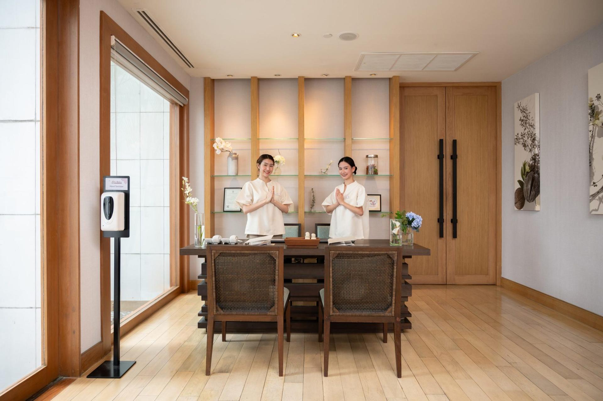 Let's Relax Spa at Radisson Blu Plaza Hotel in Bangkok - Thumbnail 3
