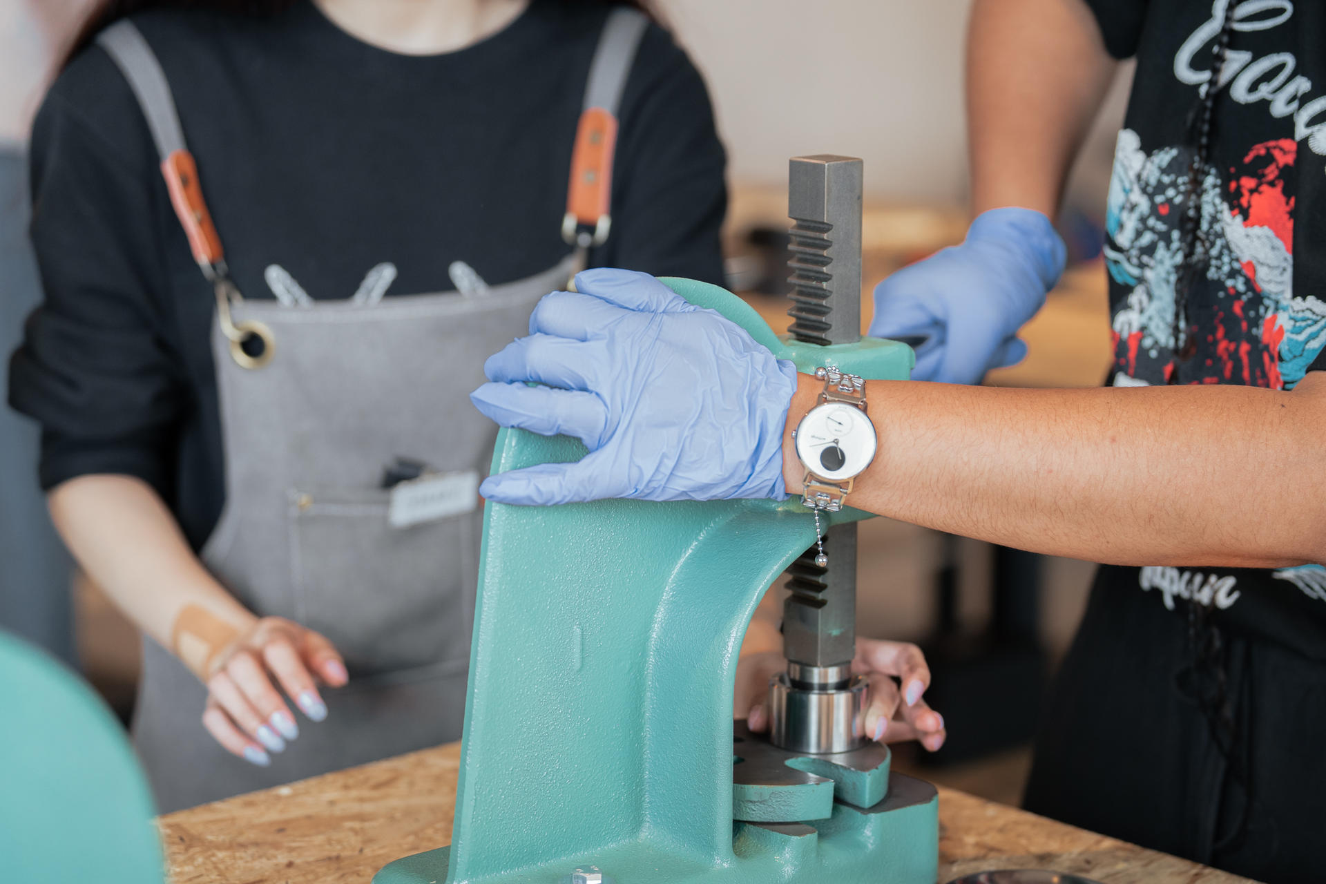 Tokyo: Vintage Coin Ring Making Workshop in Asakusa - Thumbnail 10
