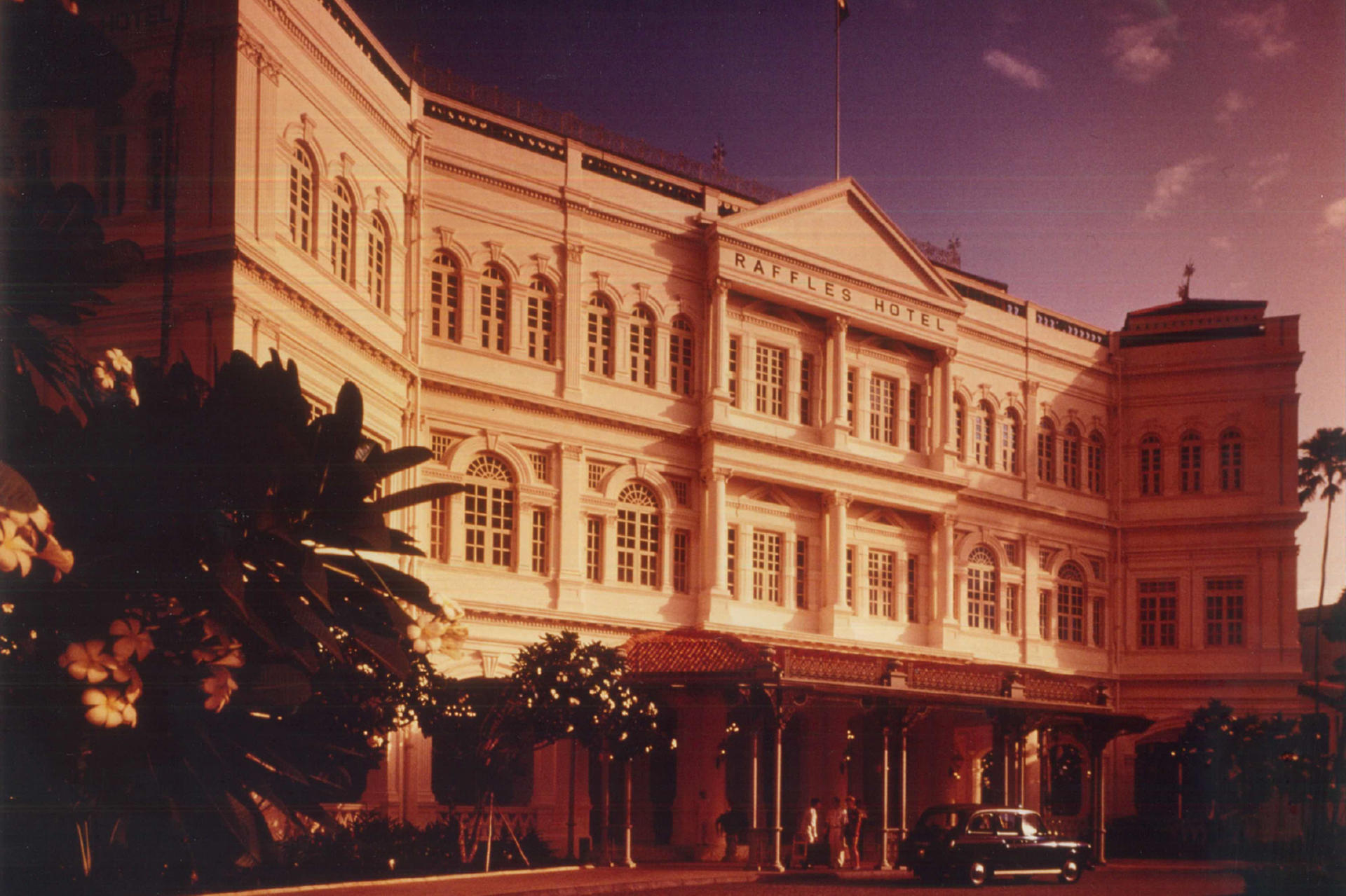 Heritage Tour at Raffles Singapore - Thumbnail 4