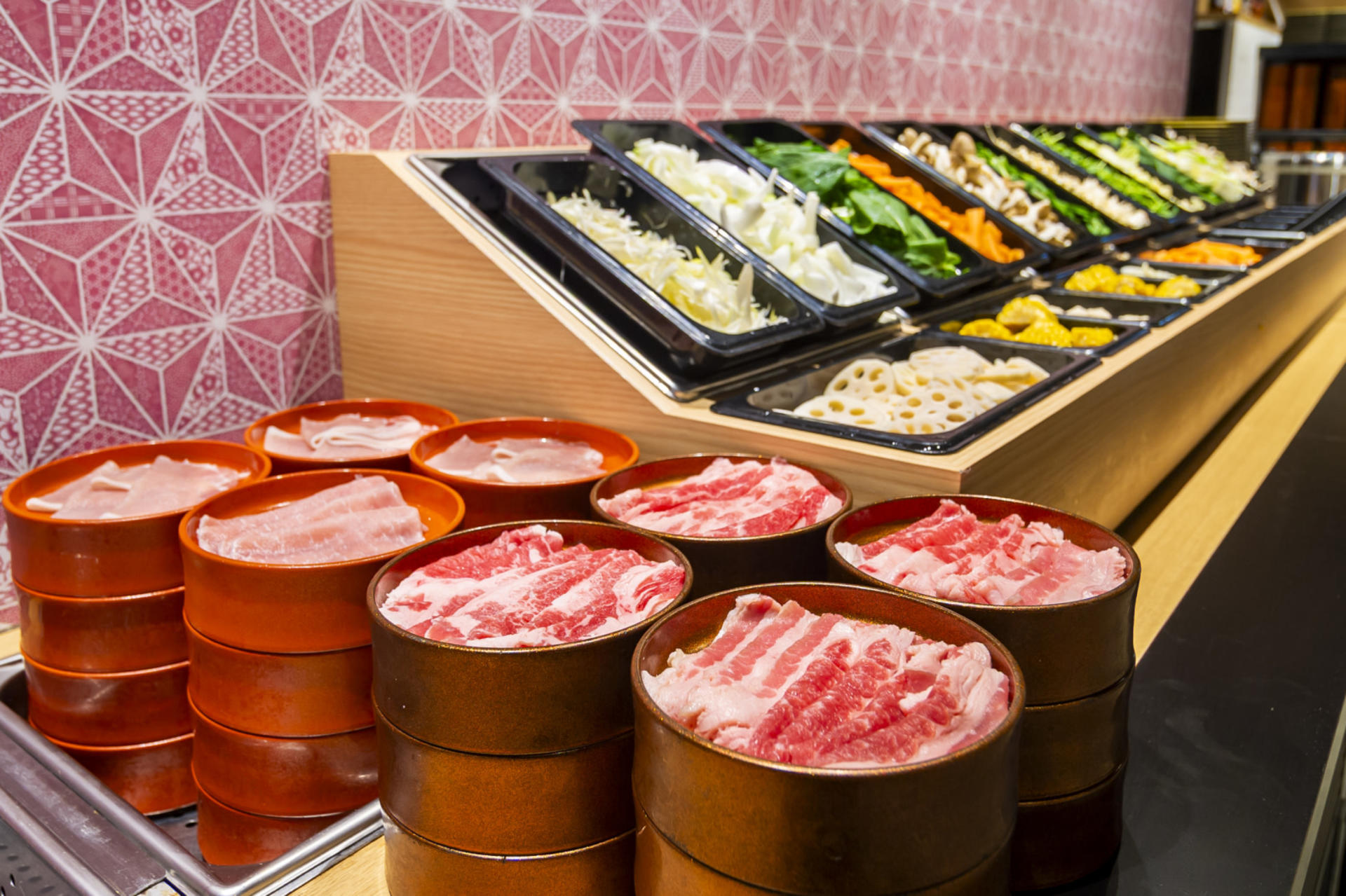 【Wagamama Shabu Shabu TOKYO Asakusa】Crab and Wagyu Shabu in Asakusa - Image 1
