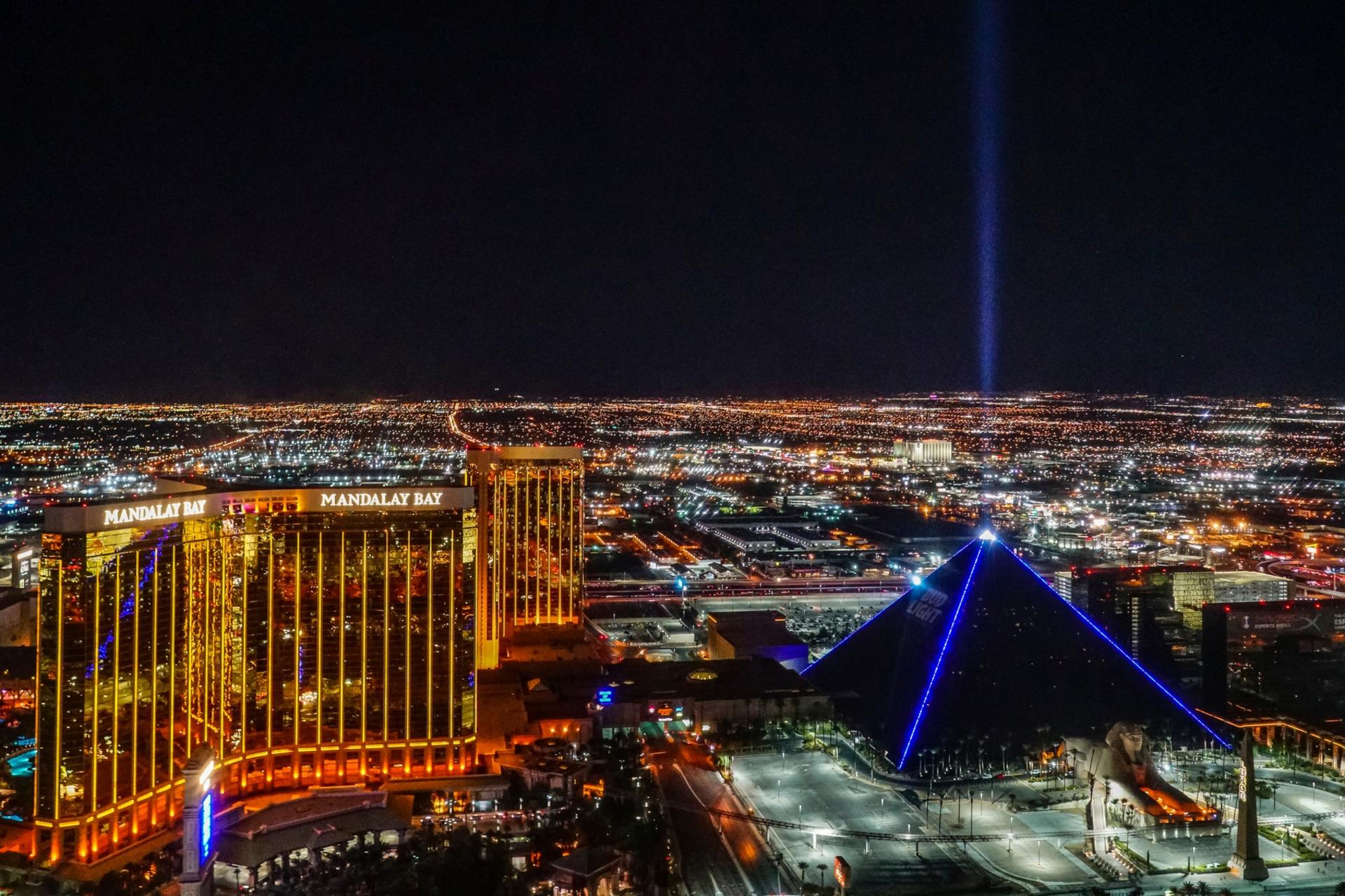 Las Vegas Strip Highlights Helicopter Flight Experience - Thumbnail 2