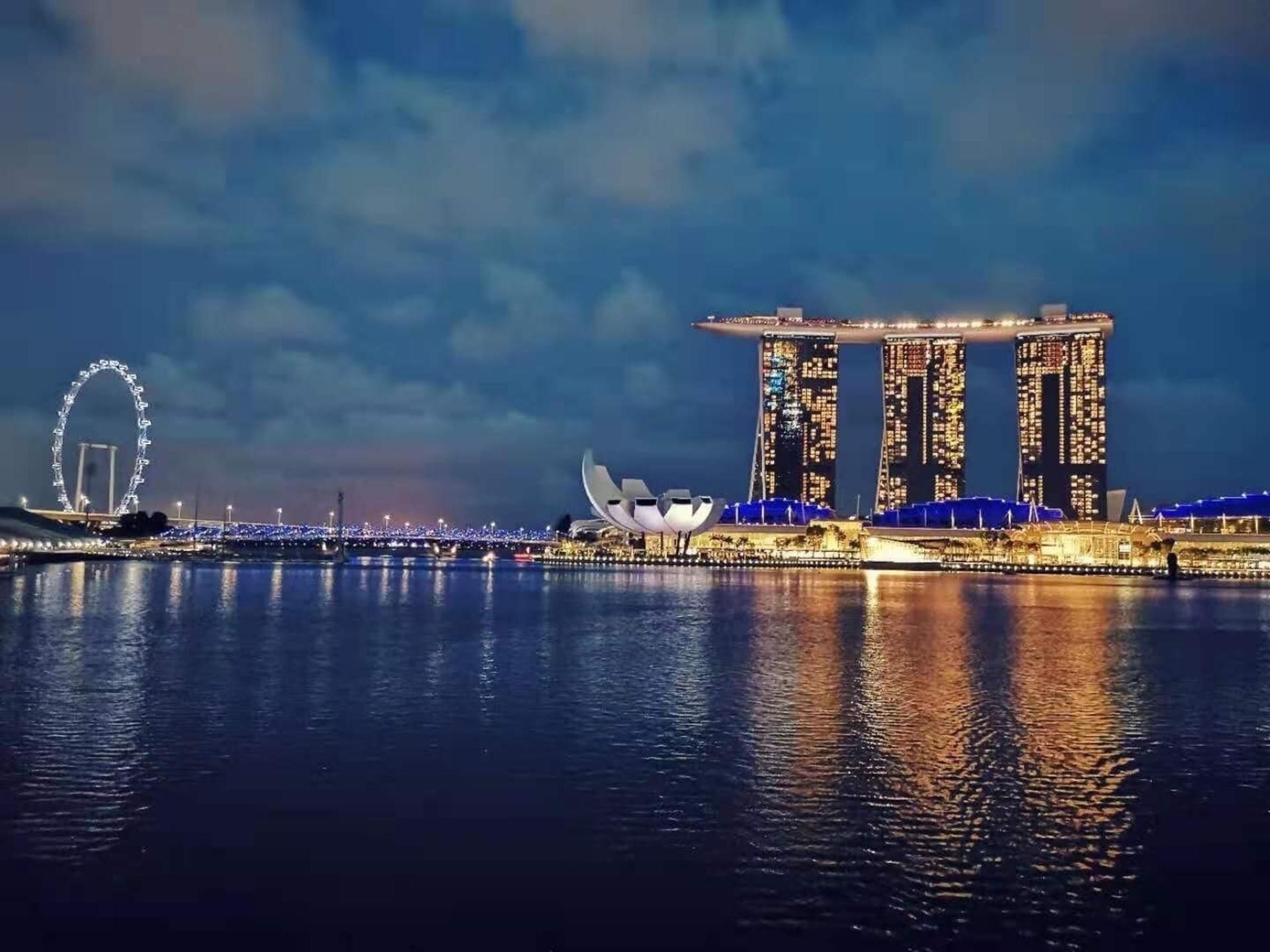 Marina Night Walk and River Cruise Experience in Singapore - Image 1