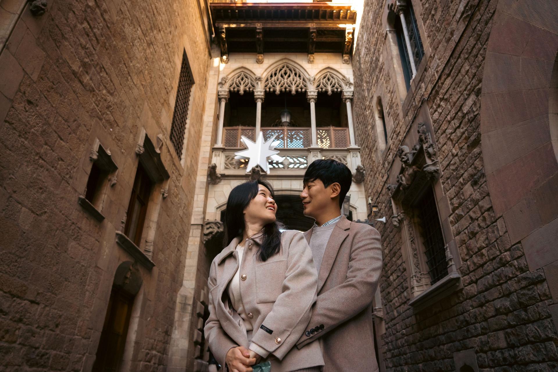 Private Professional Photoshoot in Barcelona - Thumbnail 7