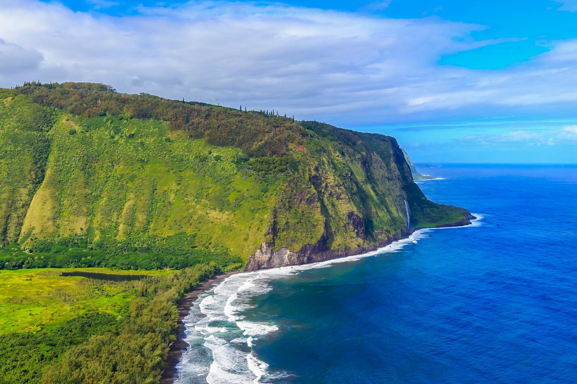 Kohala Coast Adventure Helicopter Tour  - Thumbnail 5