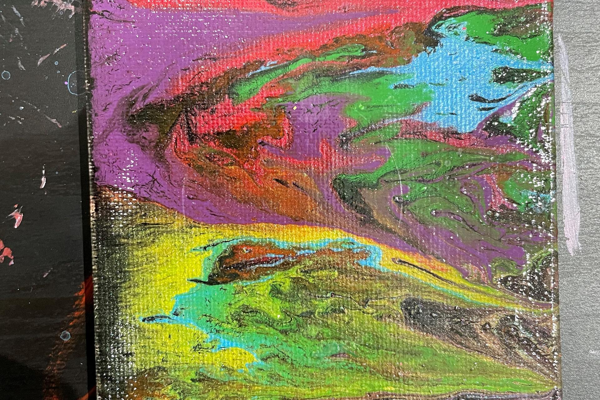 Acrylic Pour Workshop in Singapore - Thumbnail 5