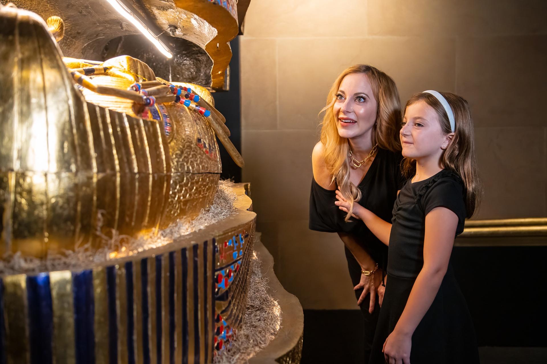 Discovering King Tut's Tomb Admission in Las Vegas - Thumbnail 4