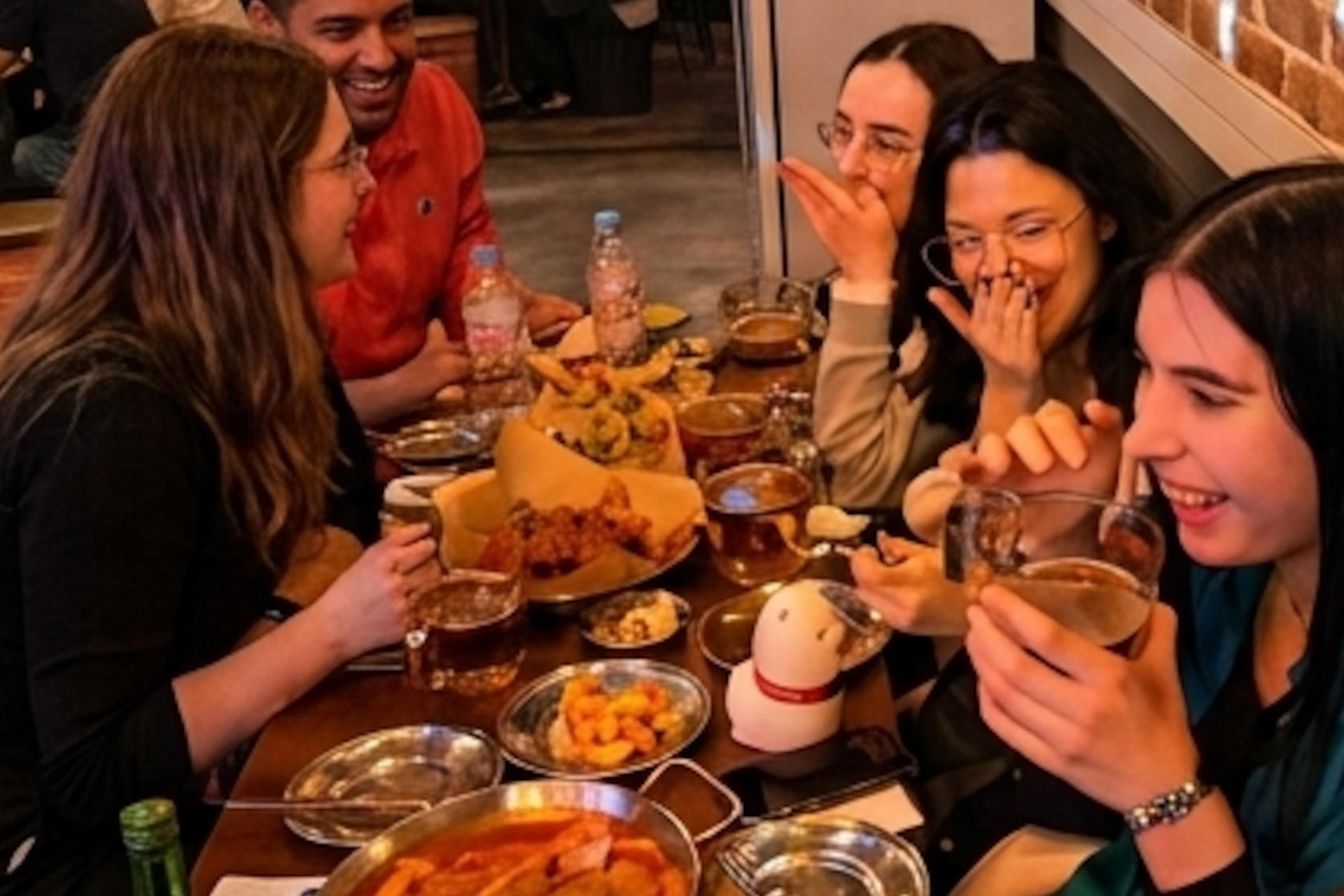 Premium VIP Hongdae Pub Crawl The Seoul Squad | Since 2024 - Thumbnail 4