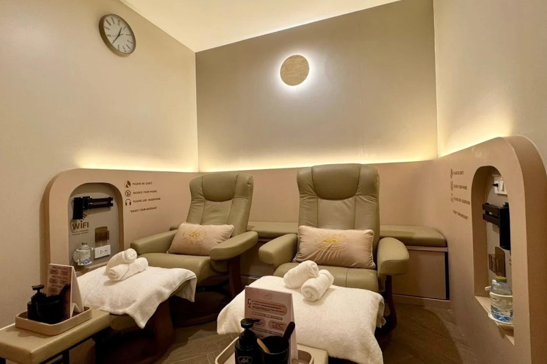 Lek Massage Bangkok - Lek Maison - Thumbnail 5